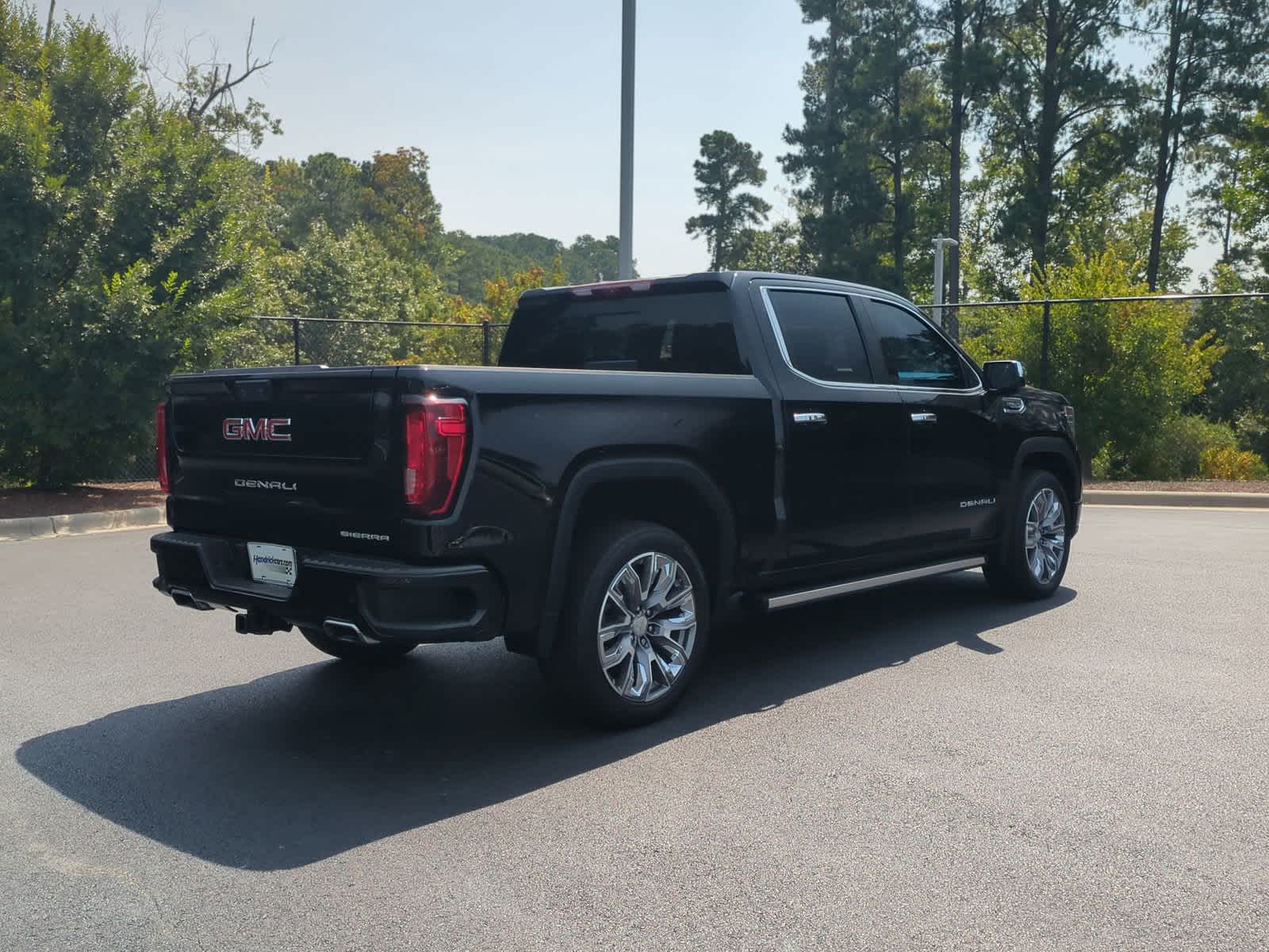 2023 GMC Sierra 1500 Denali 4WD Crew Cab 147 10