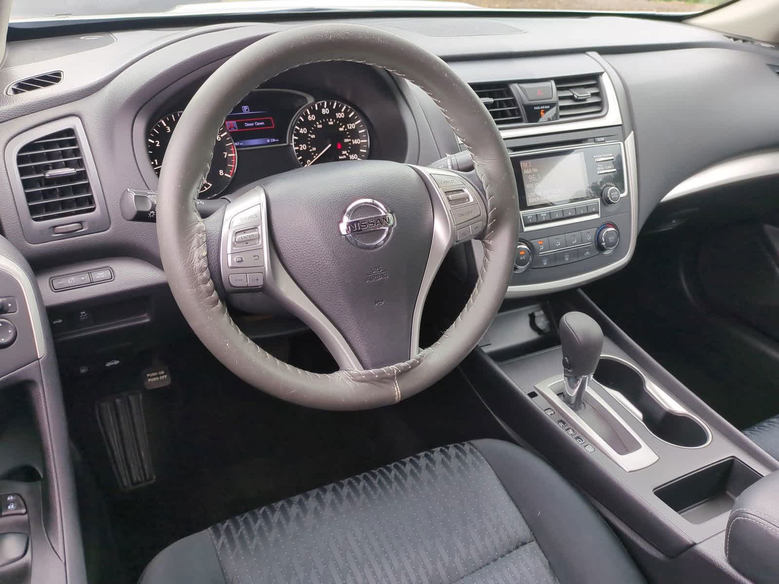 2017 Nissan Altima 2.5 S 27