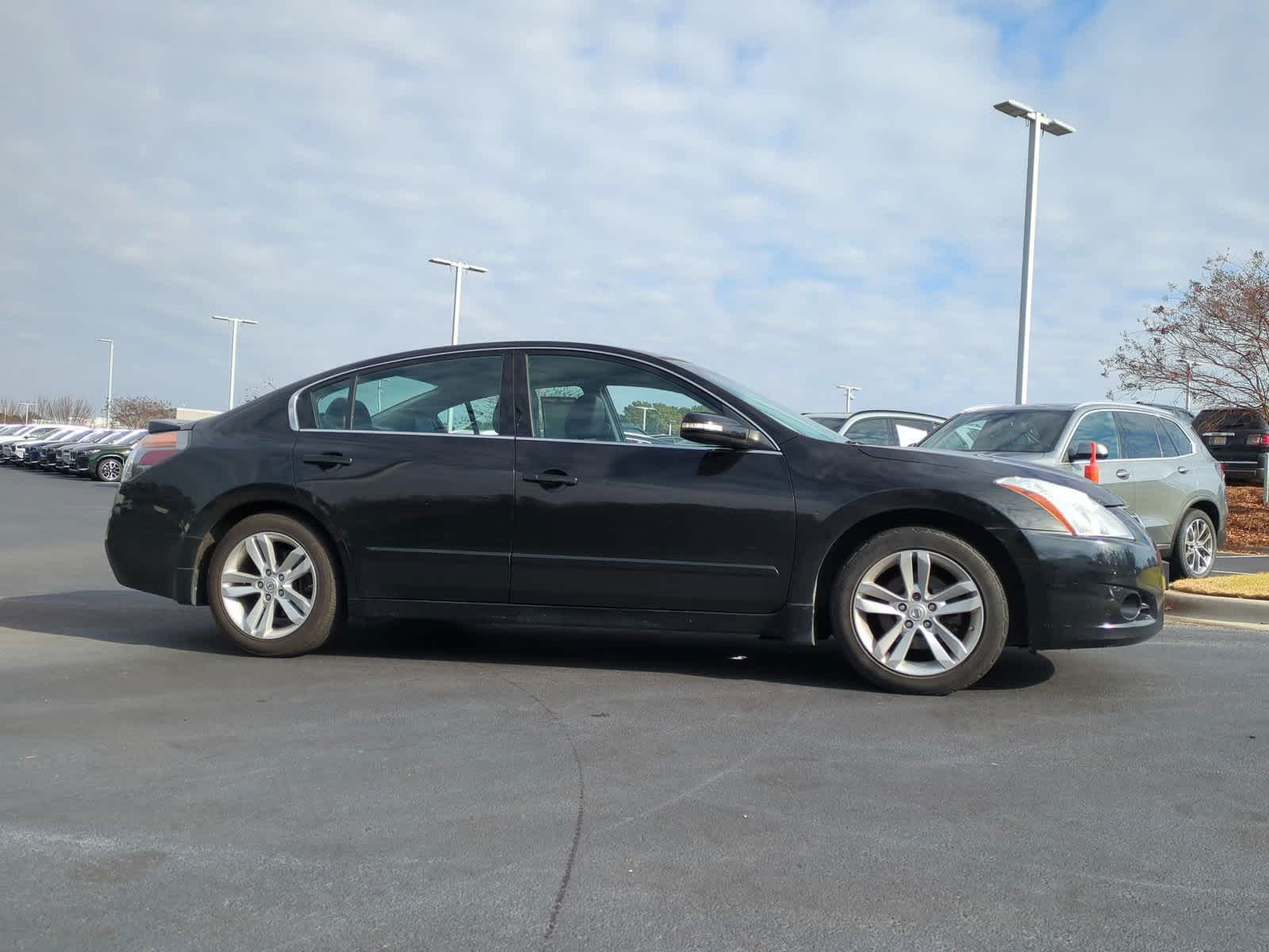 2012 Nissan Altima 3.5 SR 10