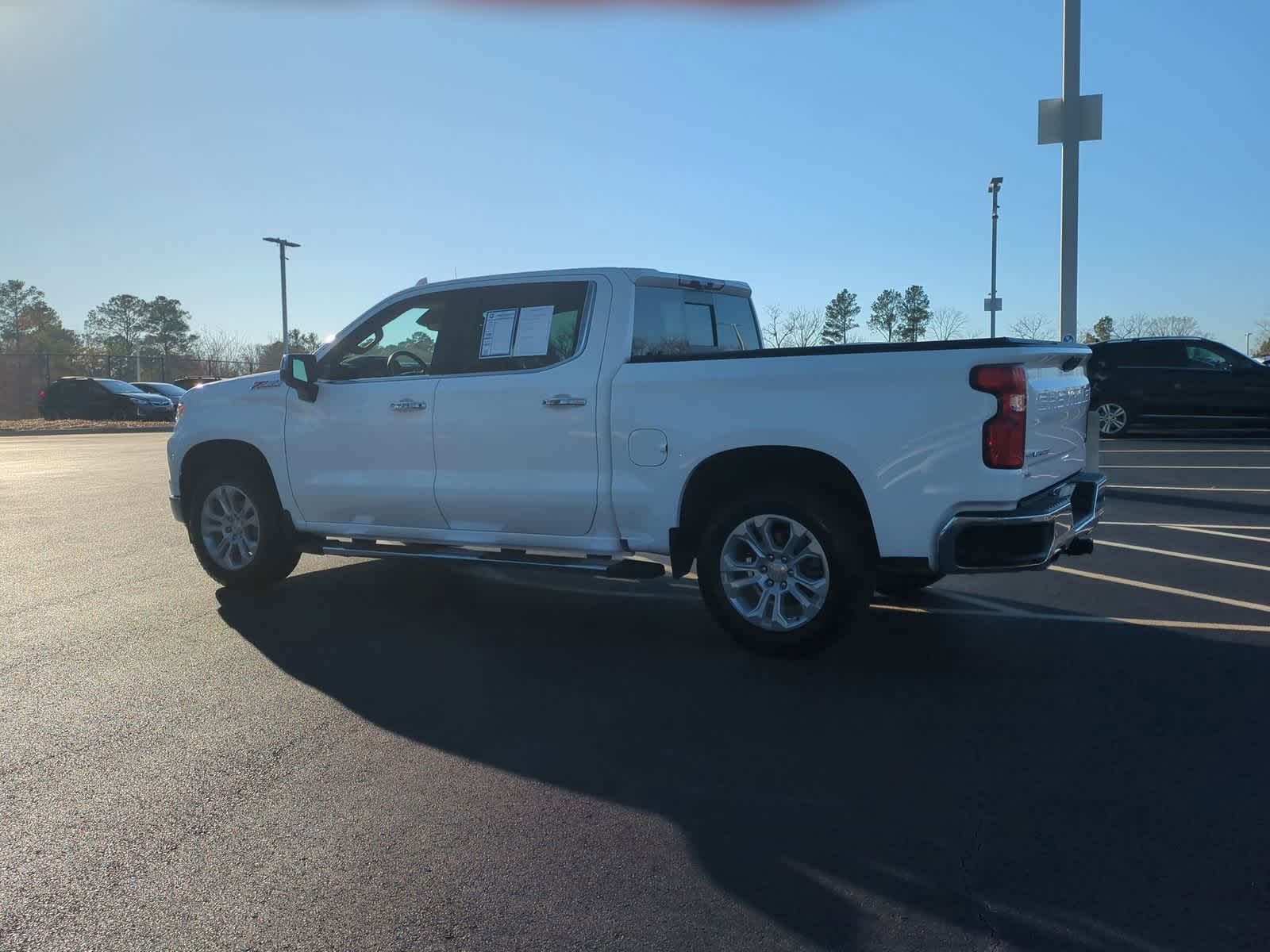 2022 Chevrolet Silverado 1500 LTZ 4WD Crew Cab 147 7