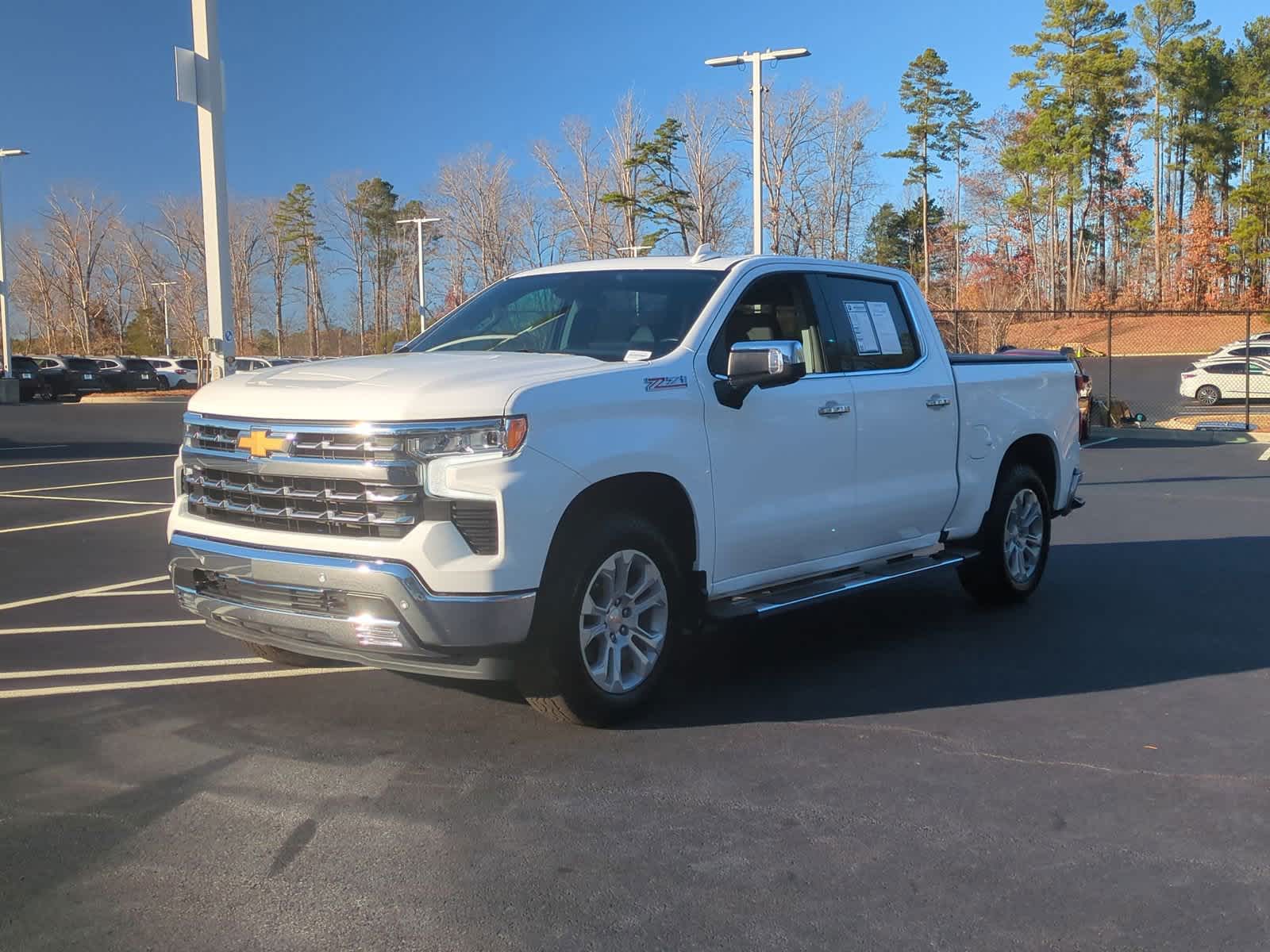 2022 Chevrolet Silverado 1500 LTZ 4WD Crew Cab 147 4