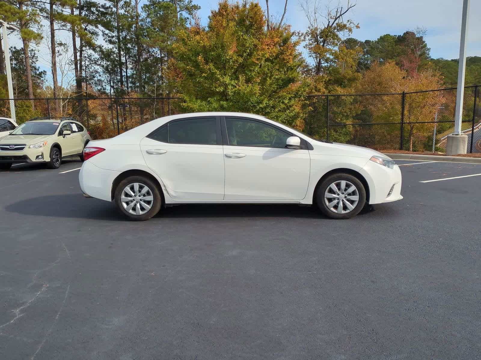 2016 Toyota Corolla LE 10