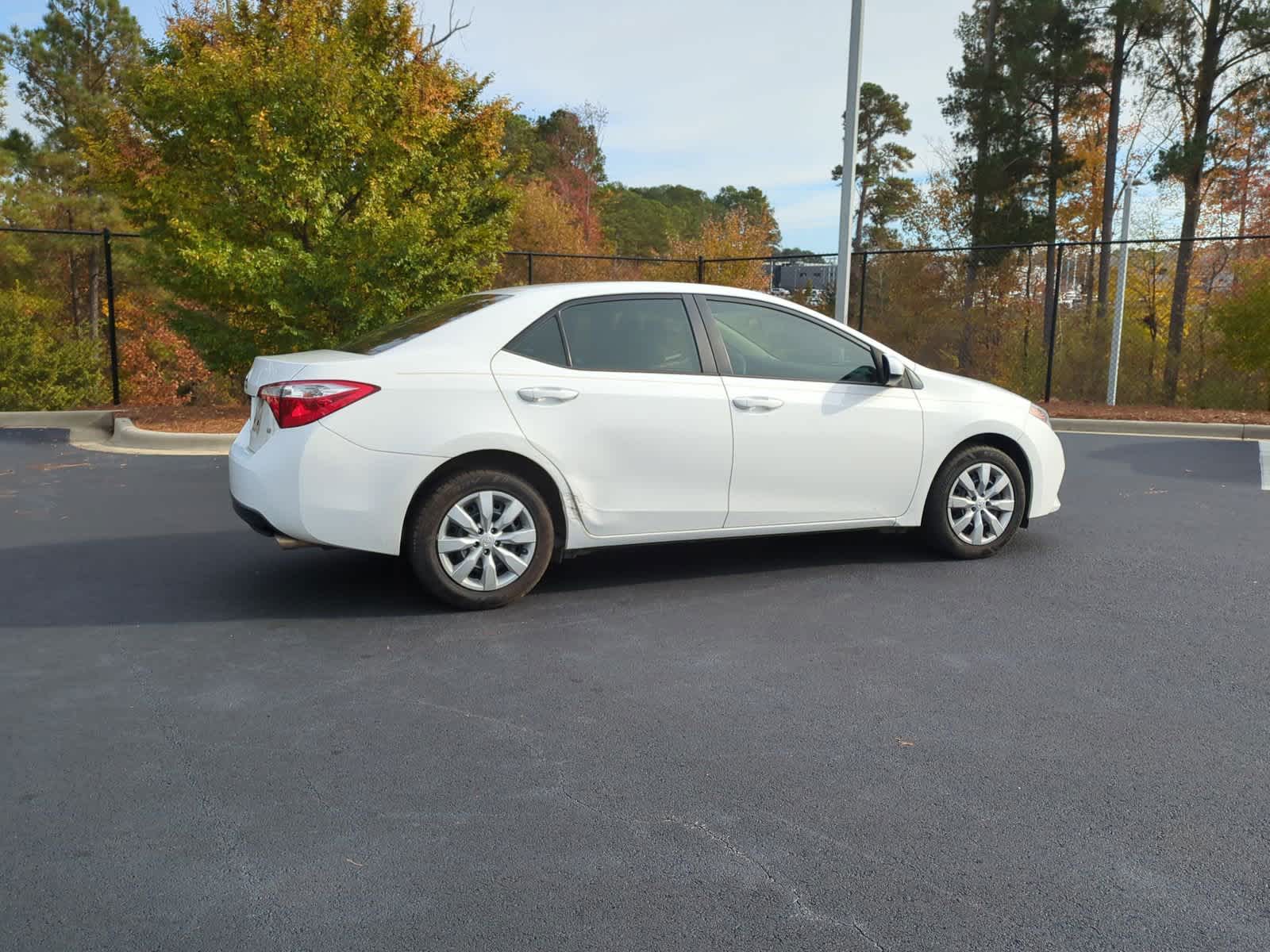 2016 Toyota Corolla LE 9