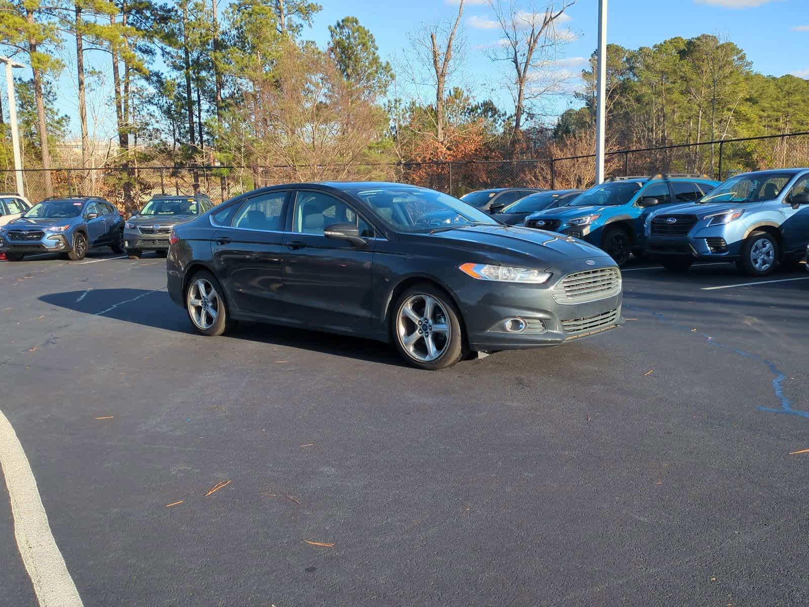 2016 Ford Fusion SE 2