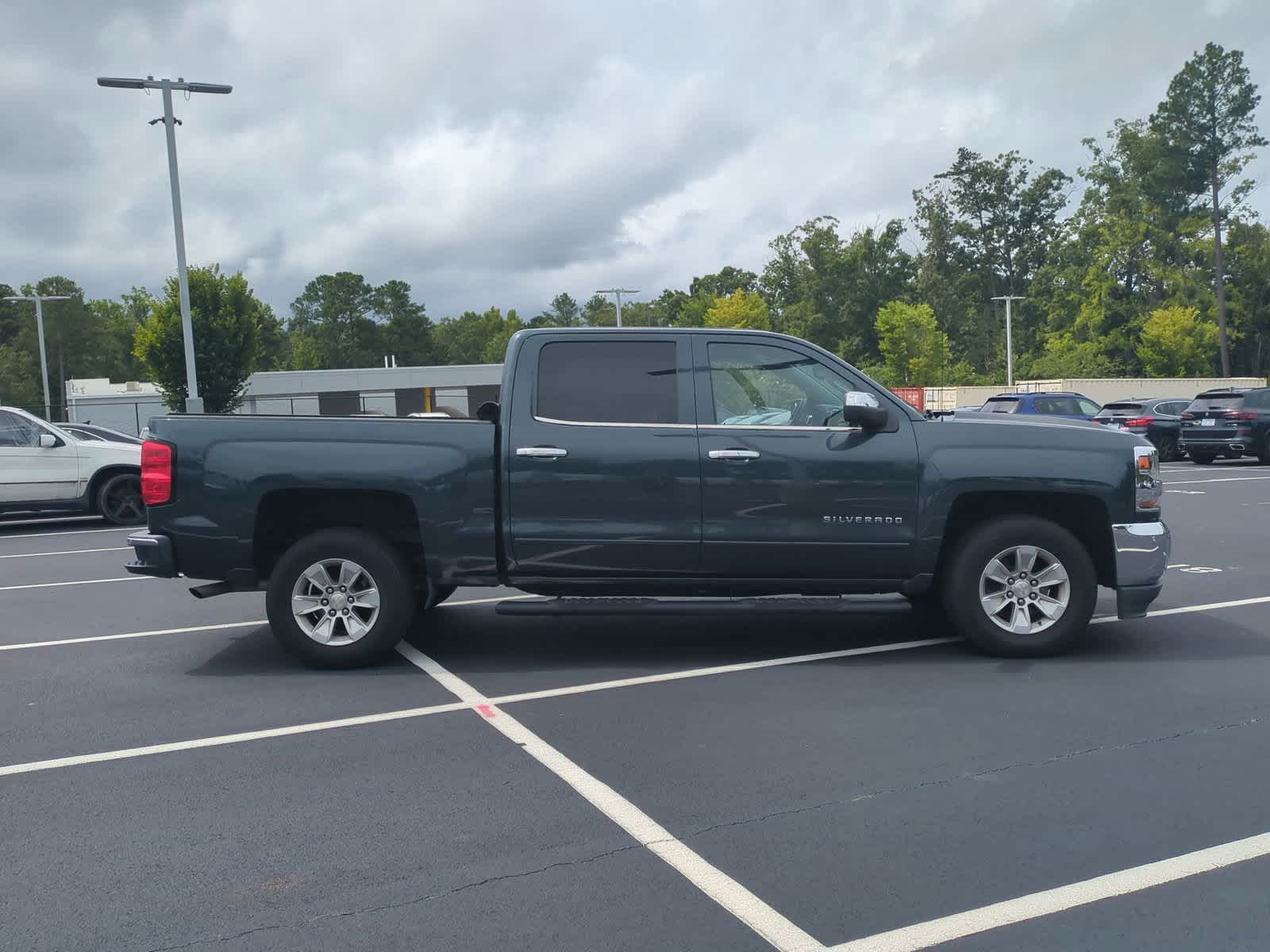 2018 Chevrolet Silverado 1500 LT 2WD Crew Cab 143.5 10