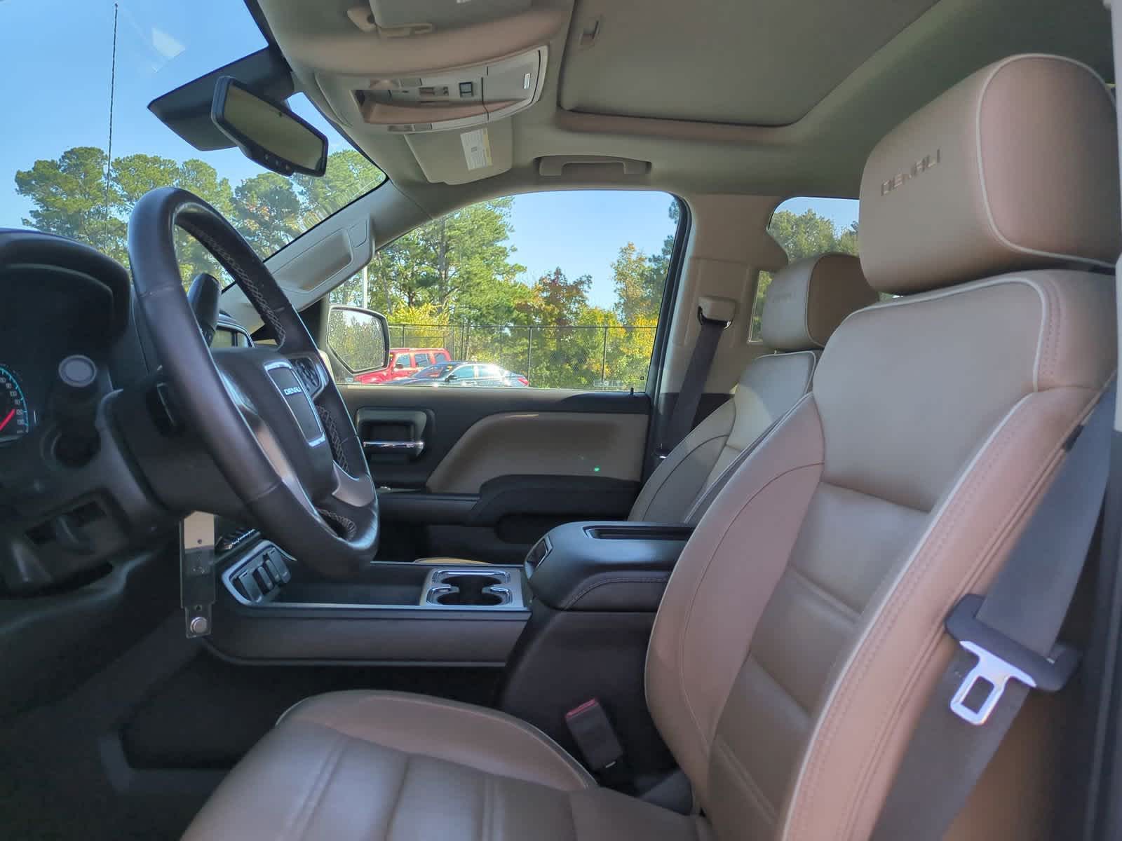 2017 GMC Sierra 1500 Denali 4WD Crew Cab 143.5 15