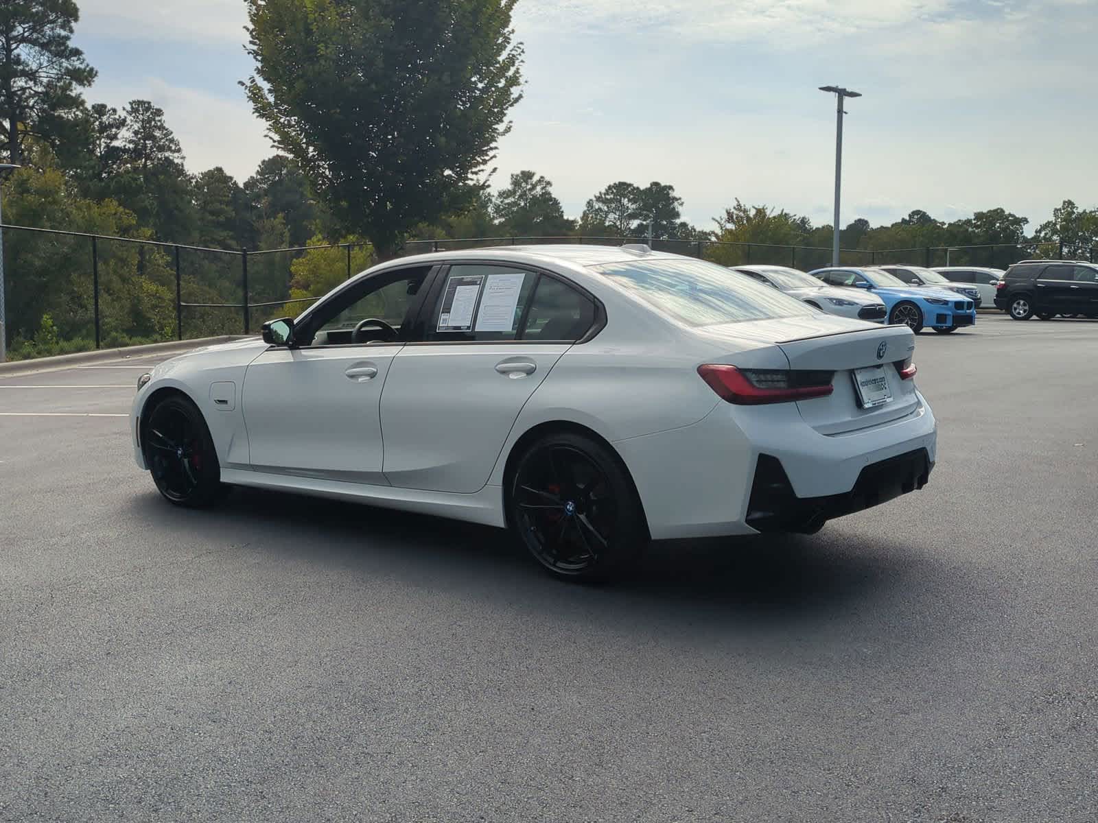 2023 BMW 3 Series 330e 8