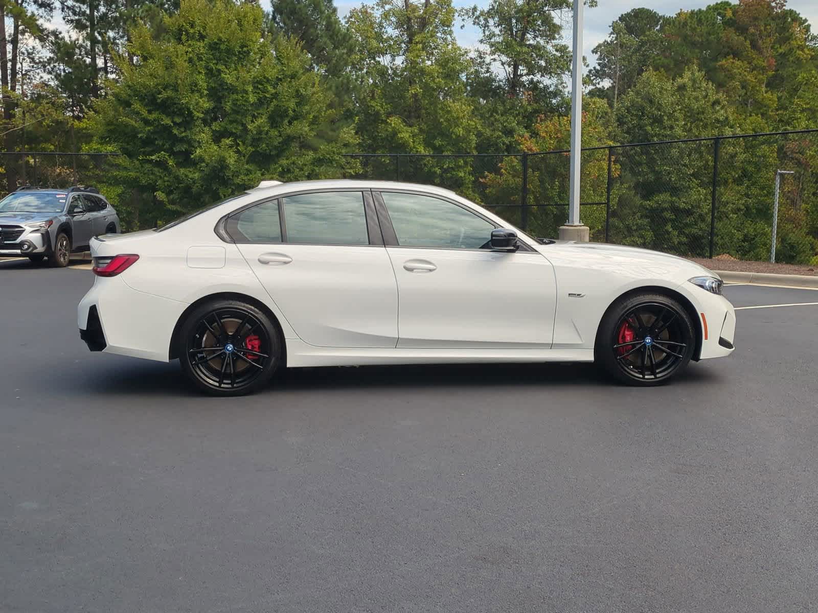 2023 BMW 3 Series 330e 11