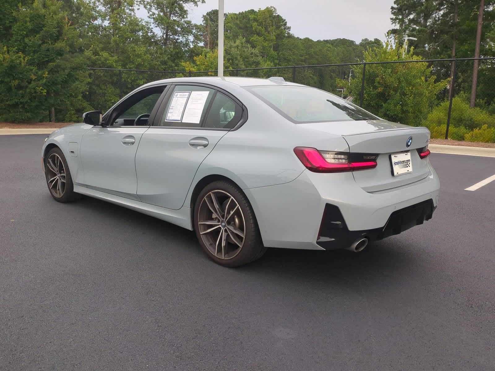 2023 BMW 3 Series 330e 8