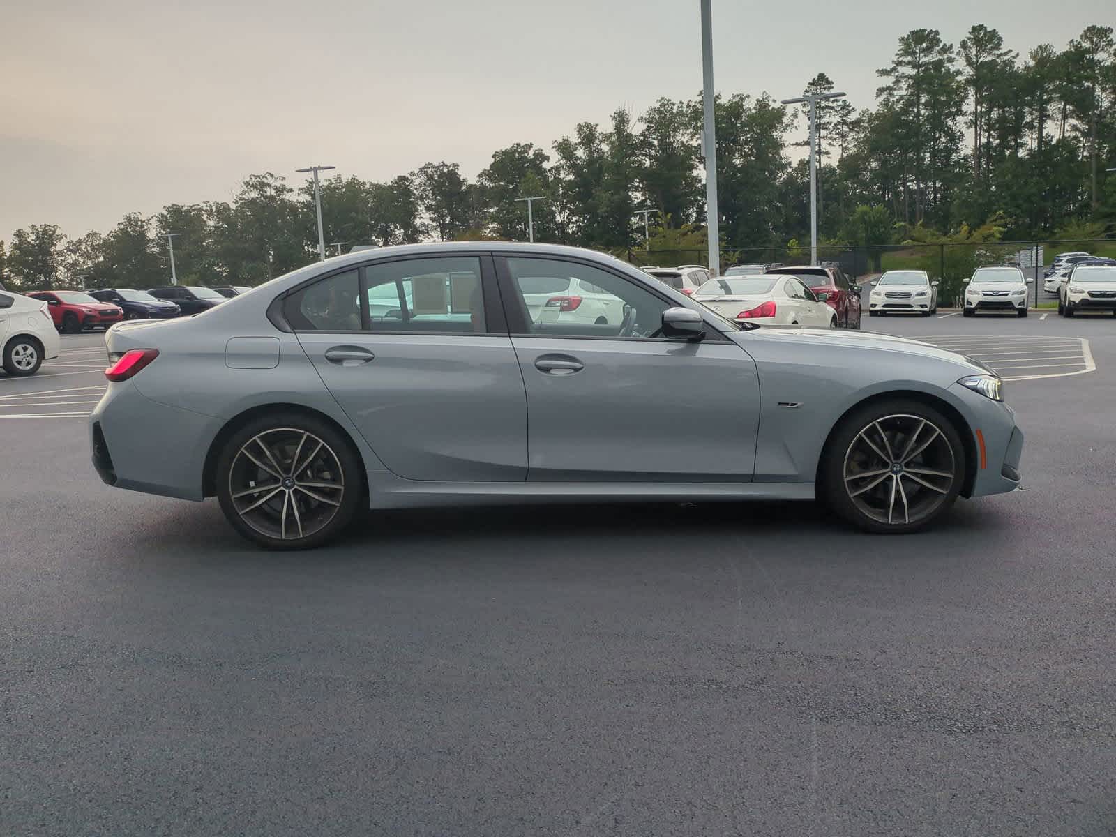 2023 BMW 3 Series 330e 11