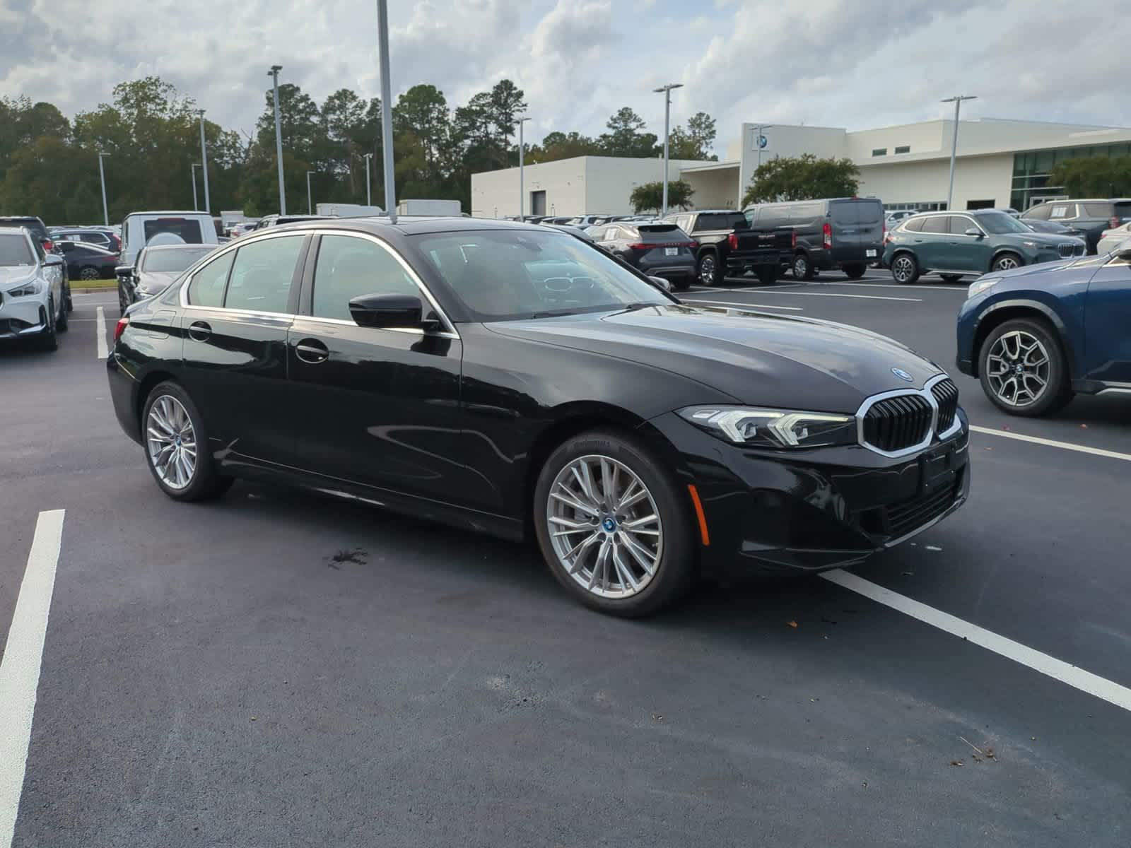 2024 BMW 3 Series 330e xDrive 2