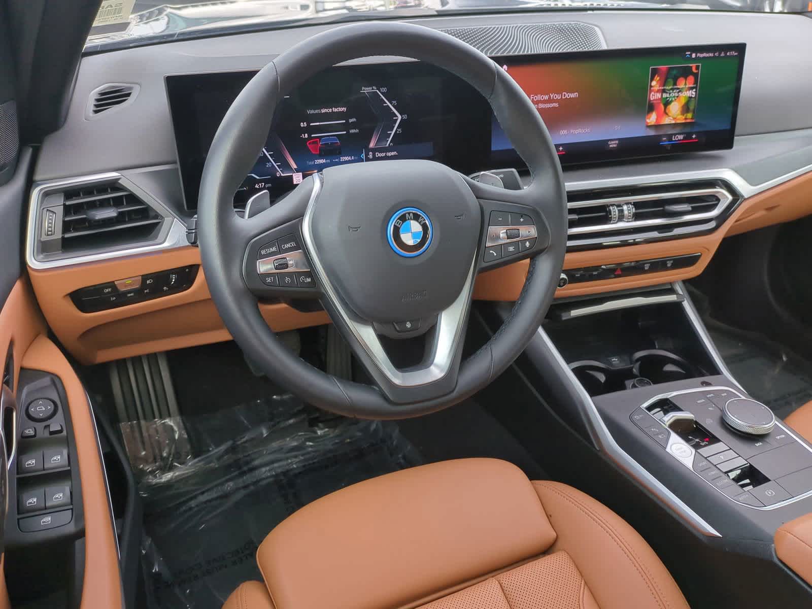 2024 BMW 3 Series 330e xDrive 28