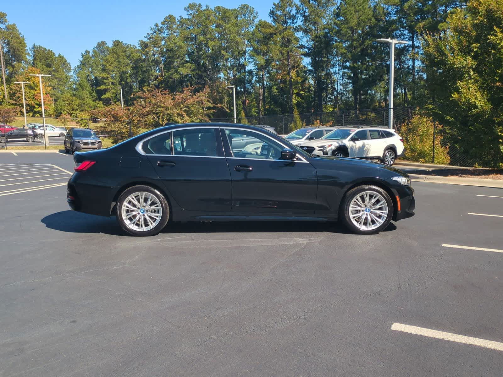 2024 BMW 3 Series 330e xDrive 11