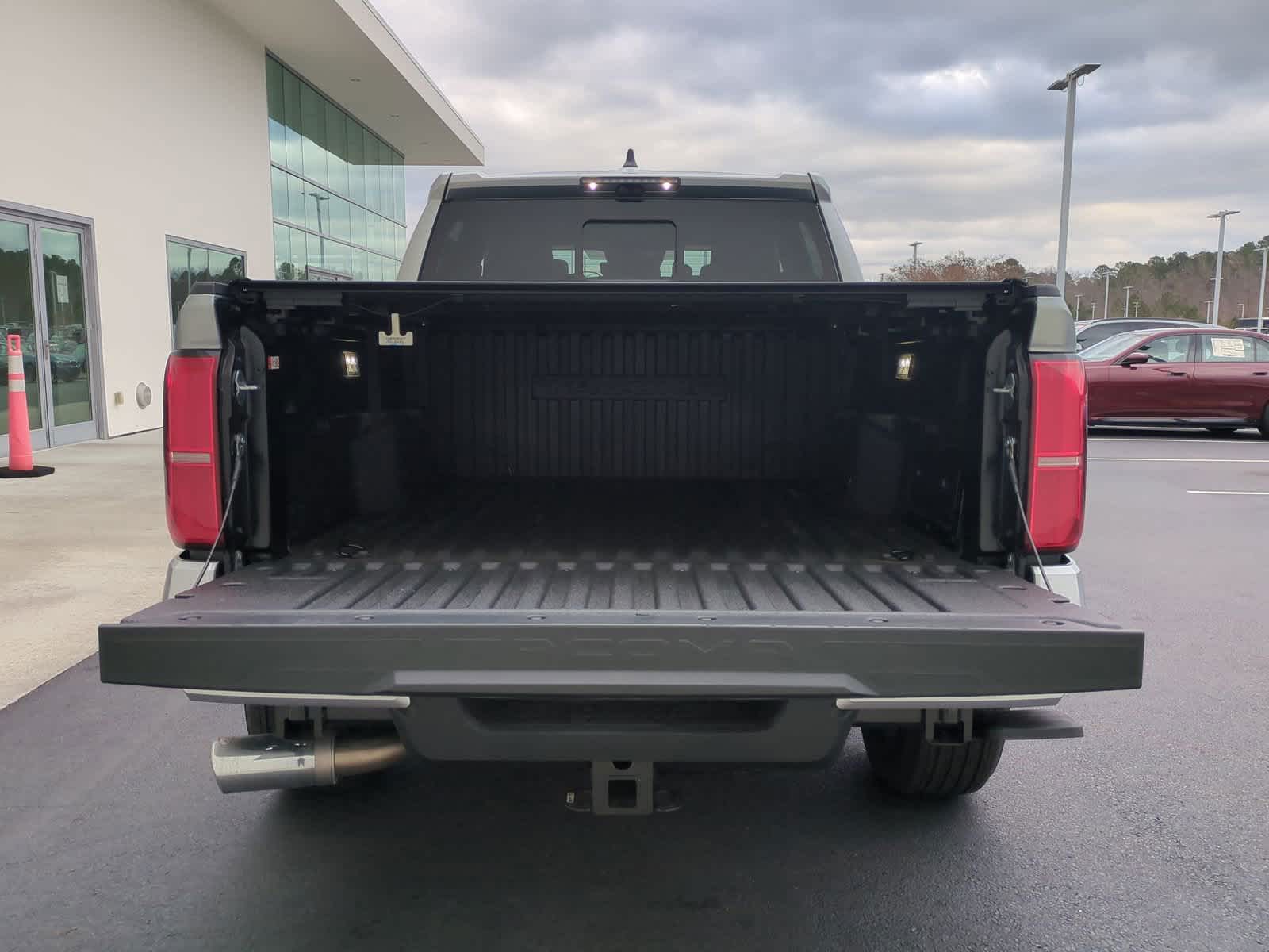 2024 Toyota Tacoma Limited Hybrid Double Cab 5 Bed AT 31