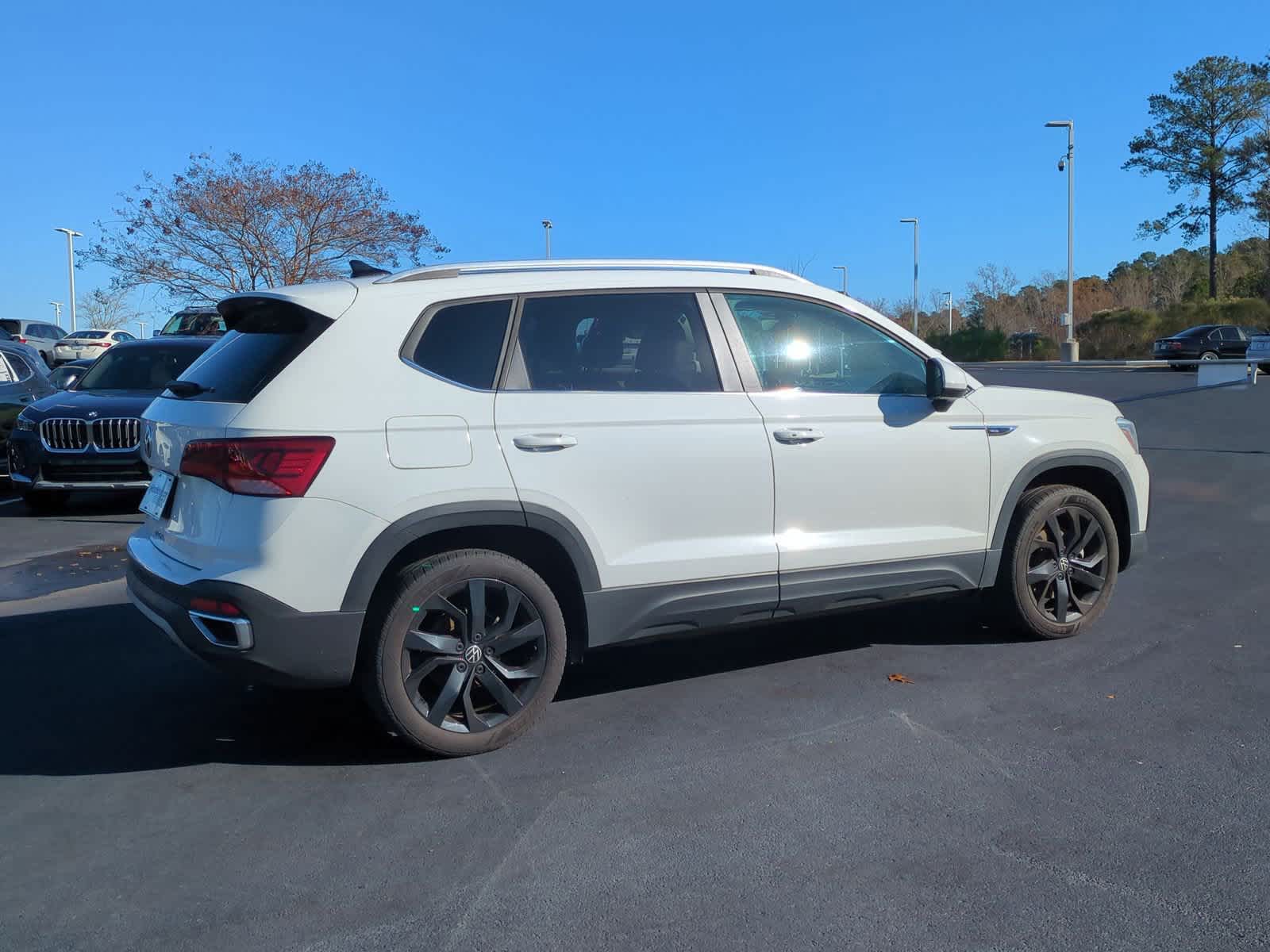 2022 Volkswagen Taos SEL 9