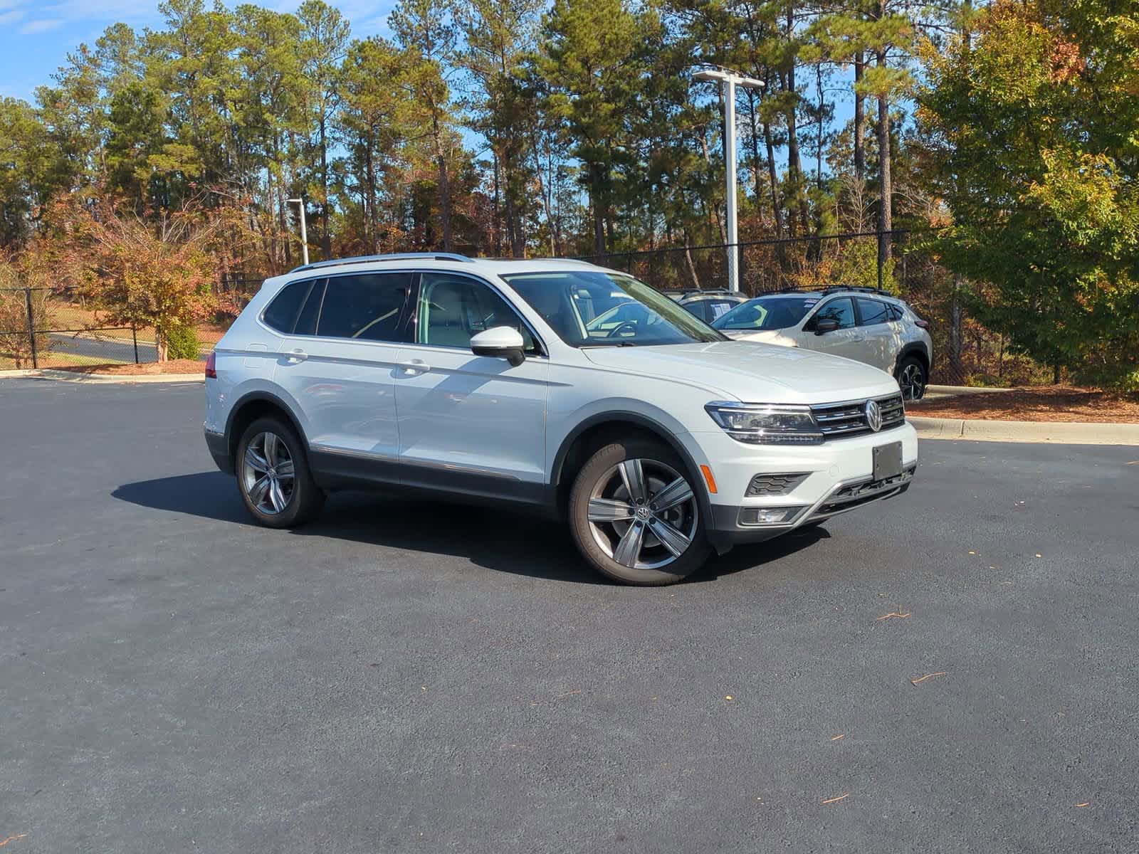 2018 Volkswagen Tiguan SEL Premium 2