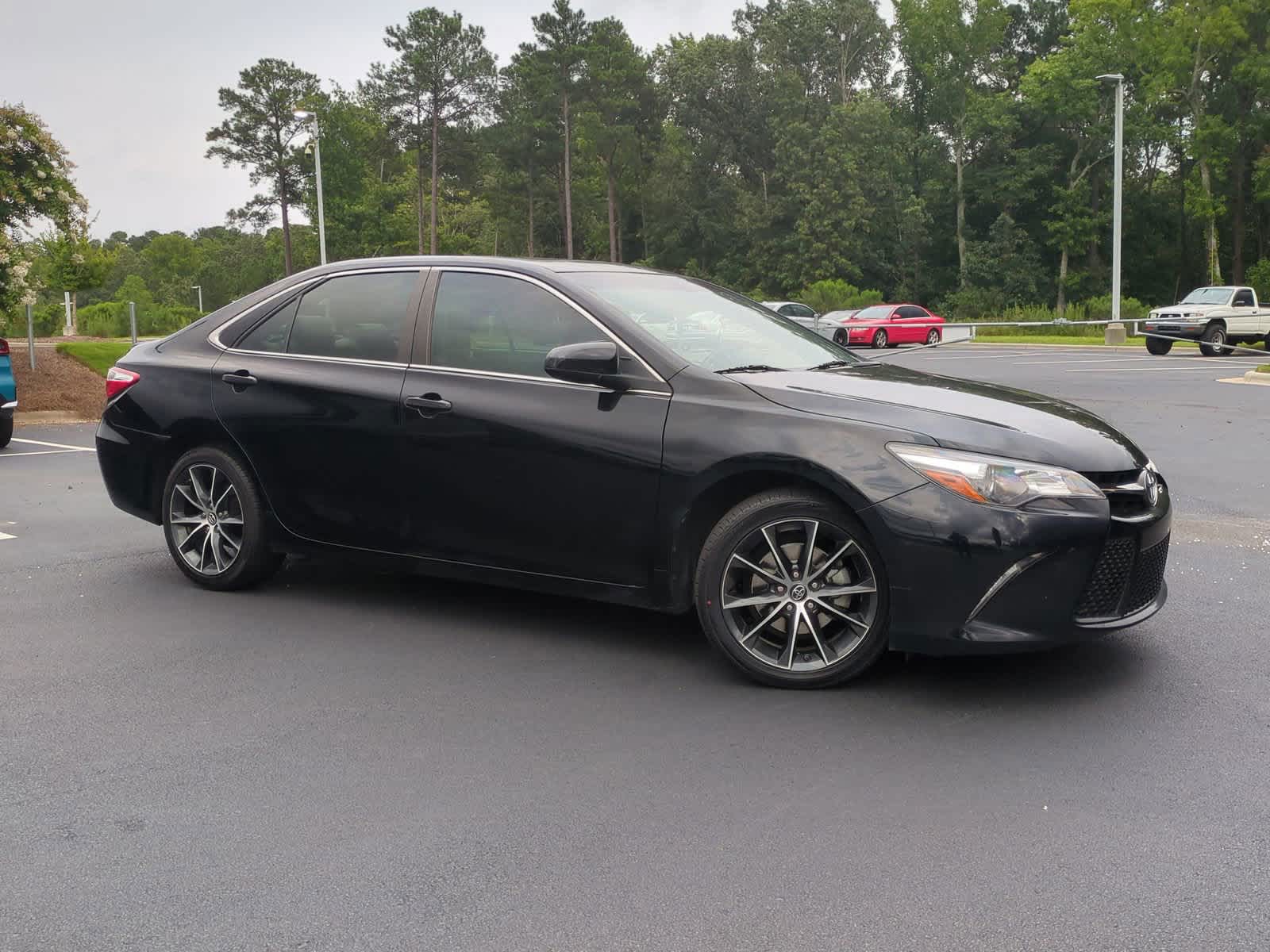 2017 Toyota Camry XSE 2