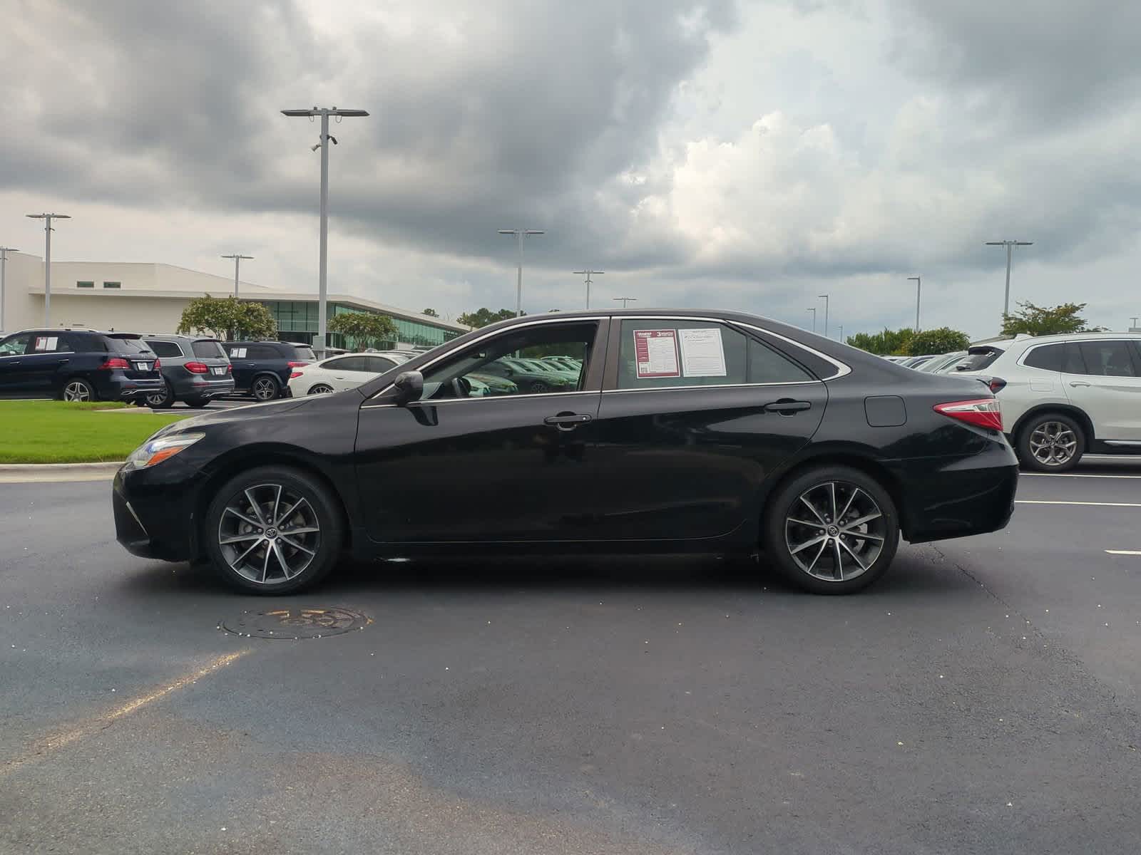 2017 Toyota Camry XSE 7