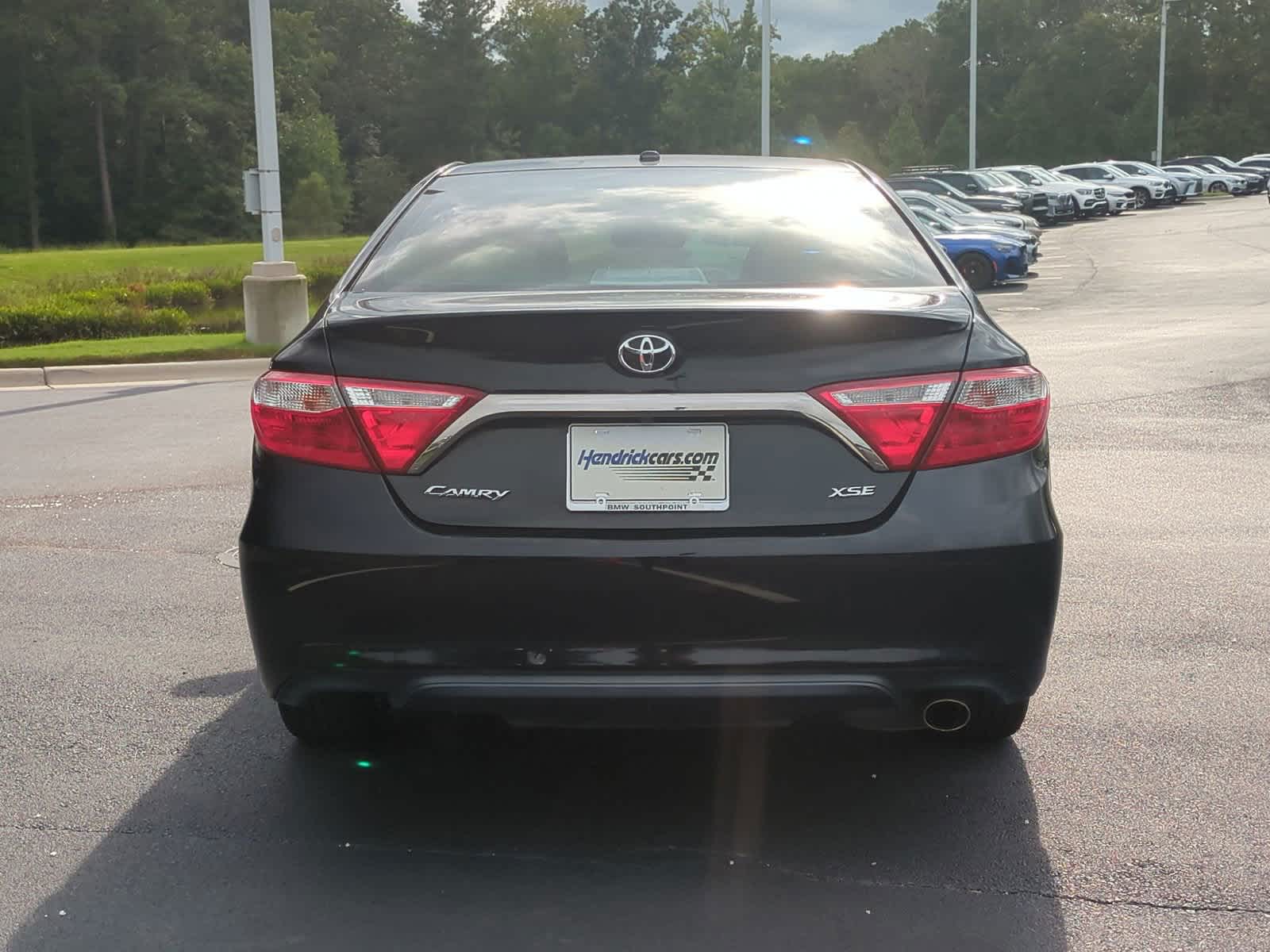 2017 Toyota Camry XSE 9