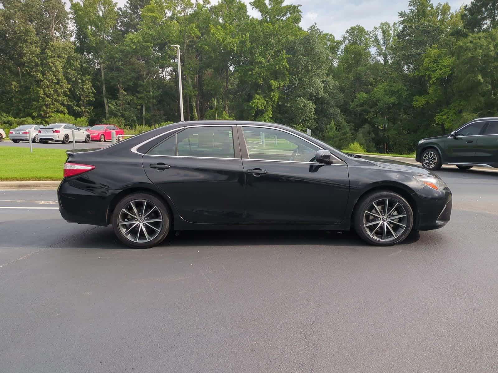 2017 Toyota Camry XSE 11