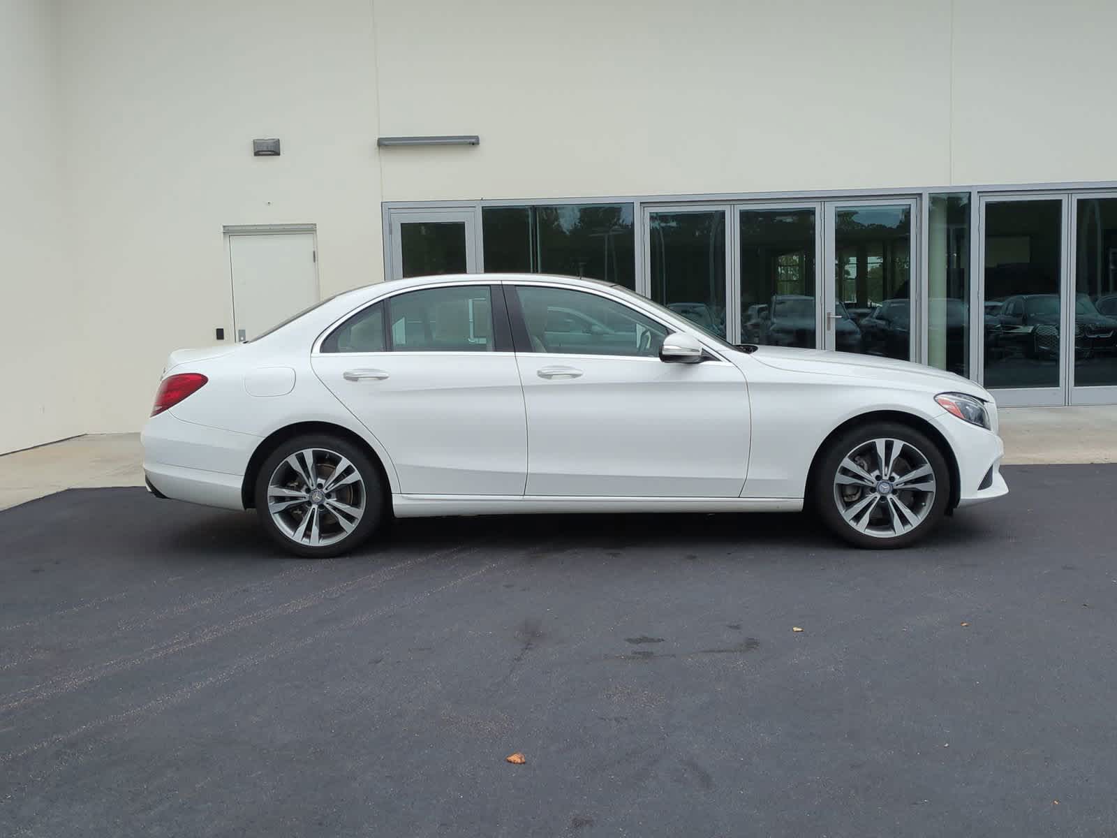 2015 Mercedes-Benz C-Class C 300 11