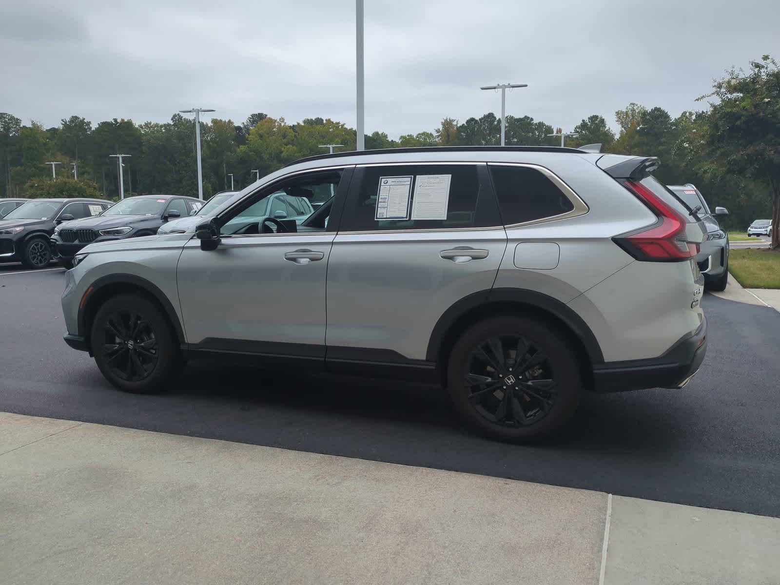 2023 Honda CR-V Hybrid Sport Touring 8