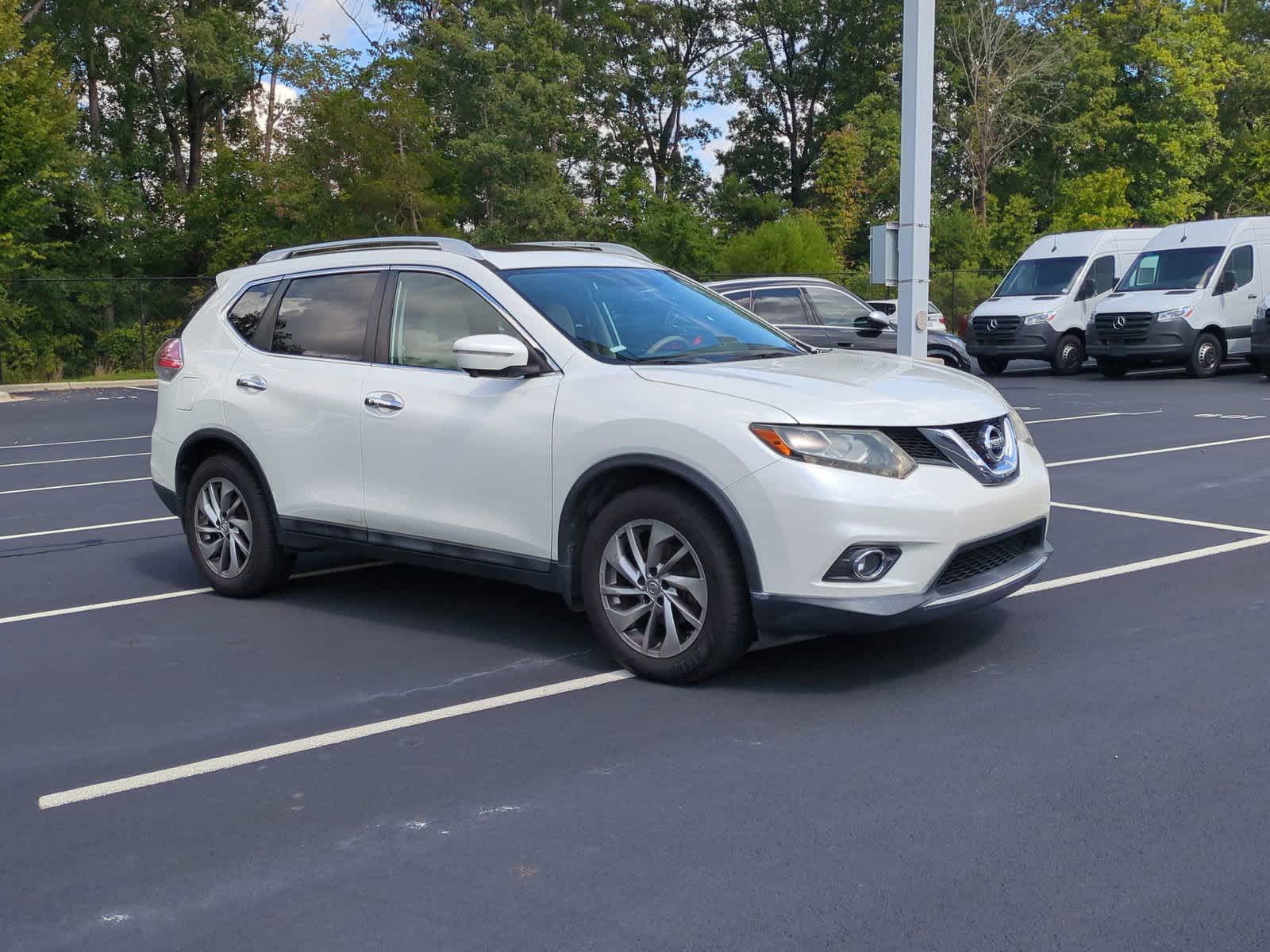 2015 Nissan Rogue SL 2