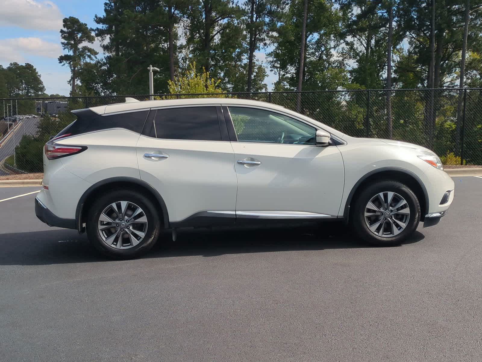 2017 Nissan Murano S 11