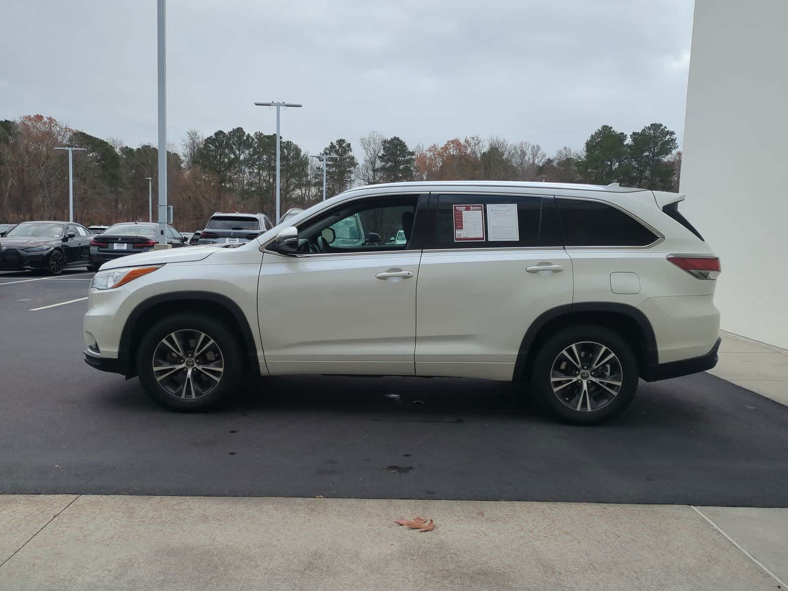 2016 Toyota Highlander XLE 6