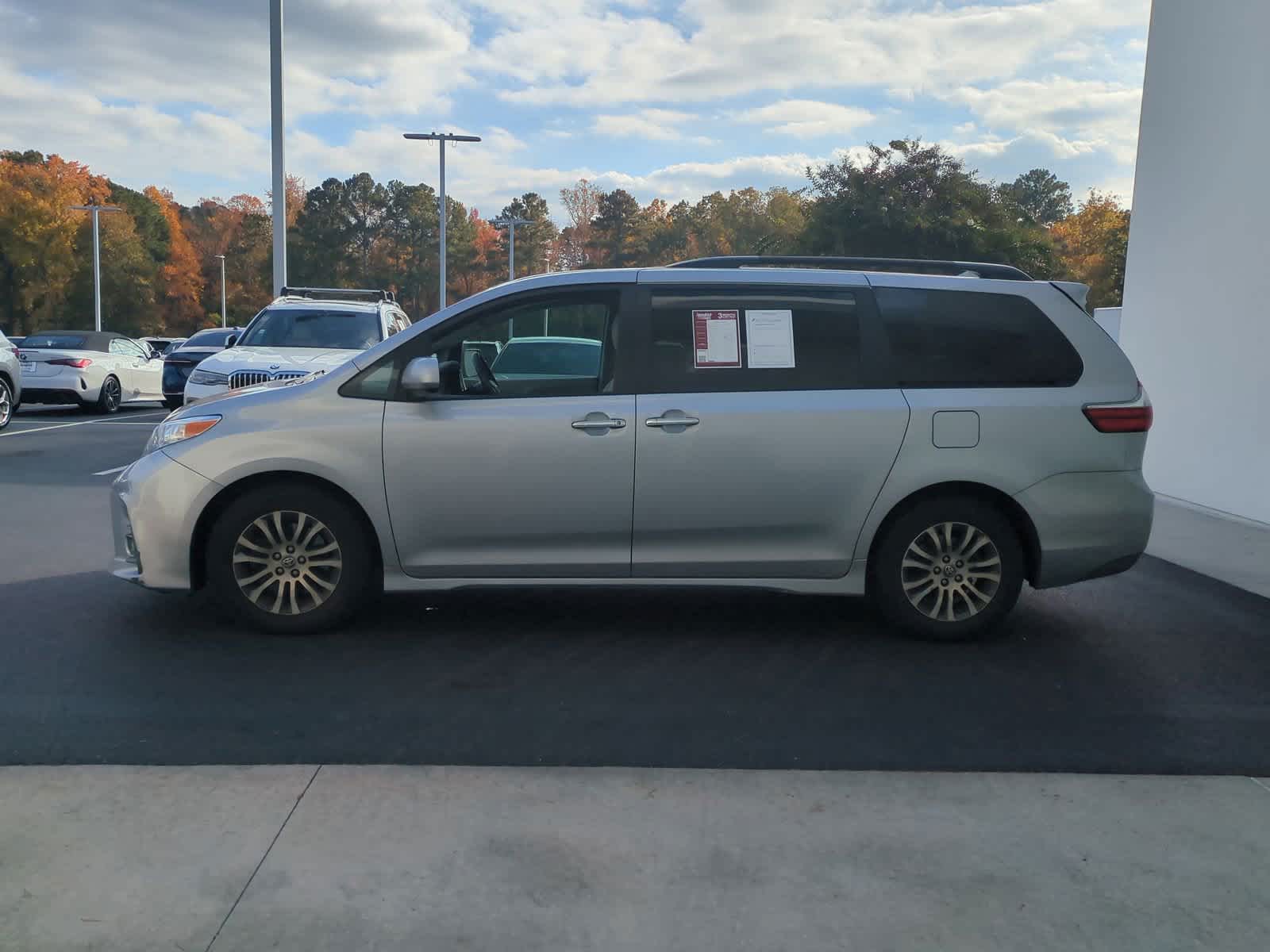 2020 Toyota Sienna XLE 7