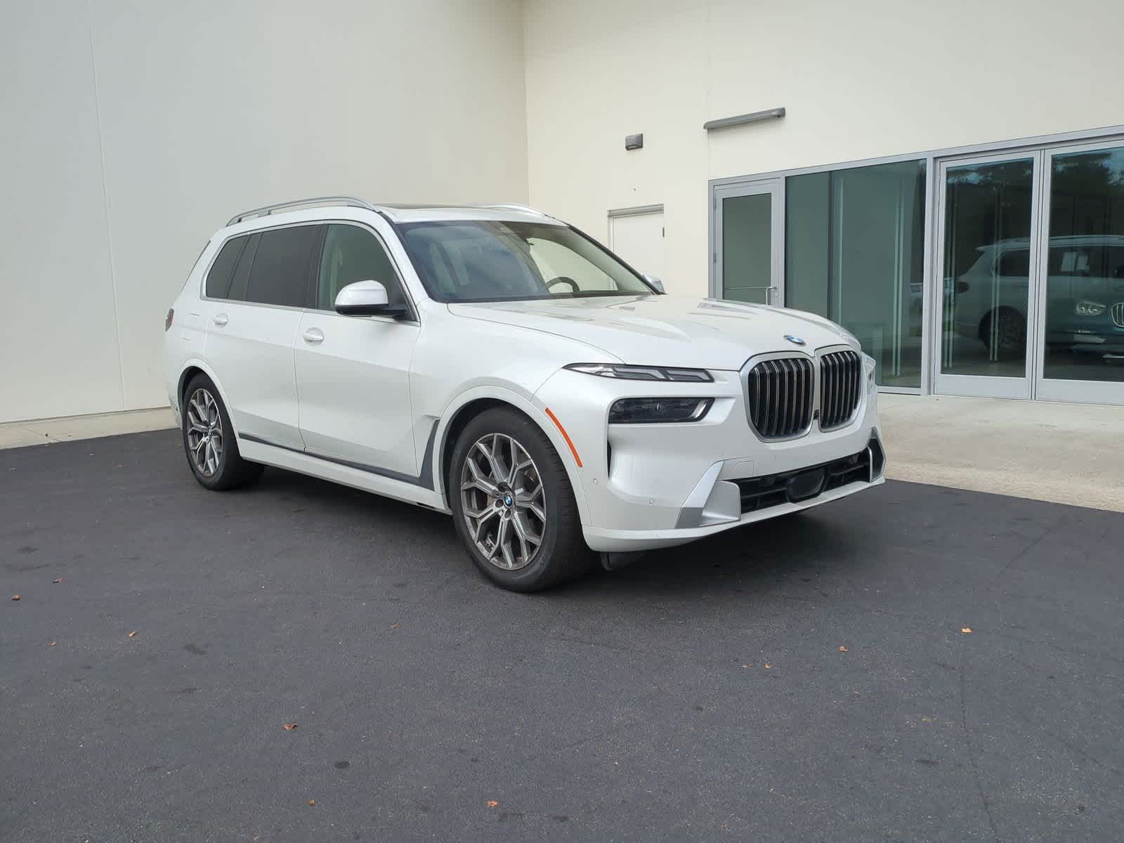 2023 BMW X7 xDrive40i 2