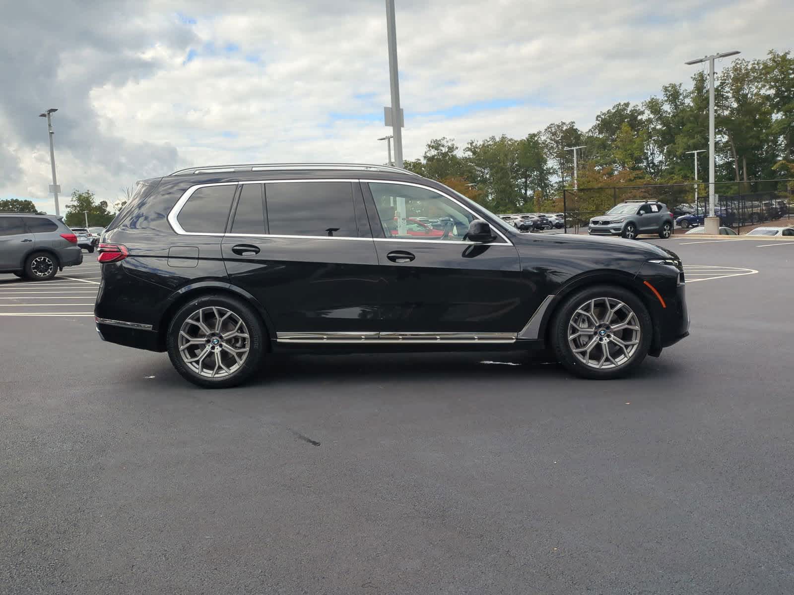 2024 BMW X7 xDrive40i 11