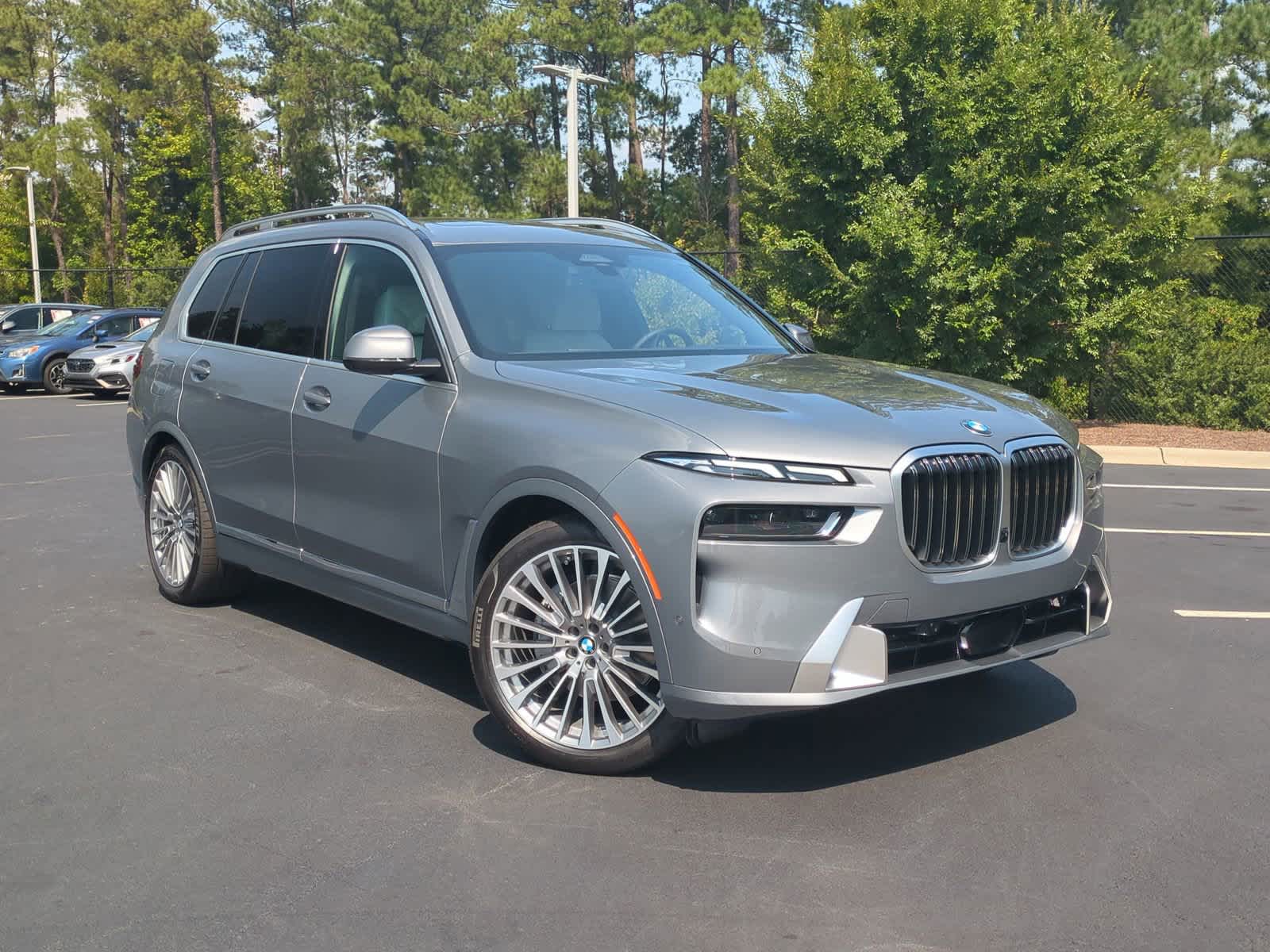 2025 BMW X7 xDrive40i 2