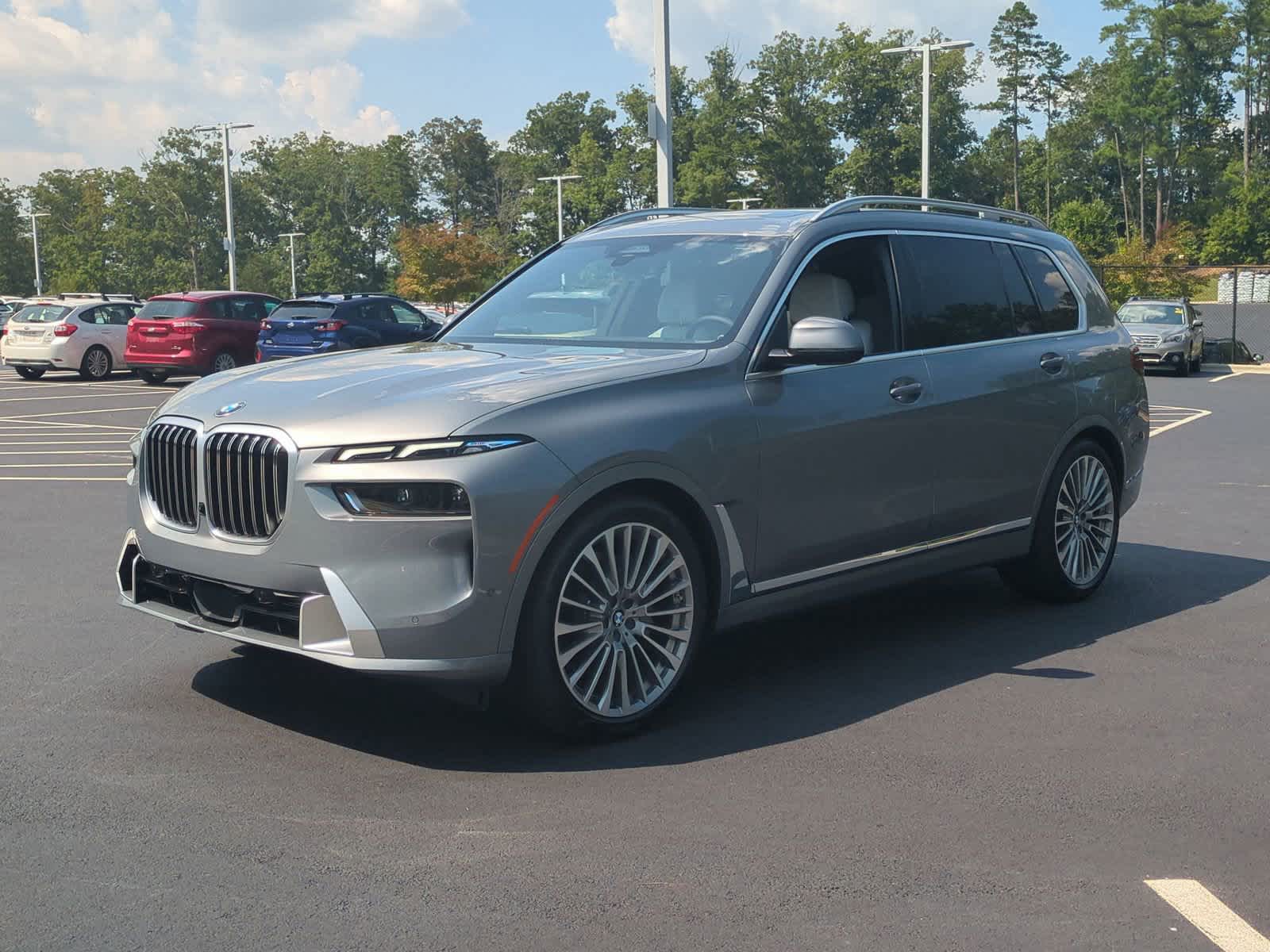 2025 BMW X7 xDrive40i 4