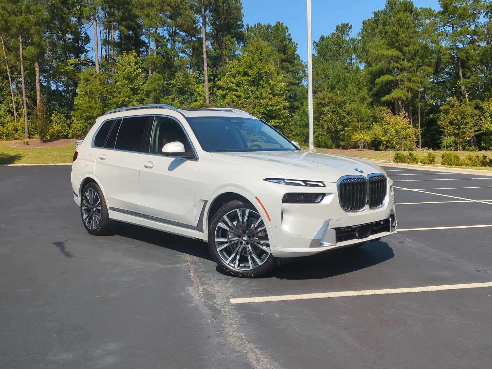 2025 BMW X7 xDrive40i 2