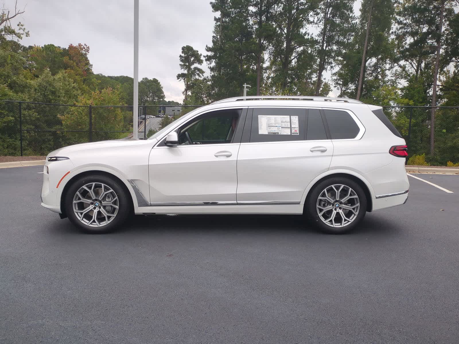 2025 BMW X7 xDrive40i 7