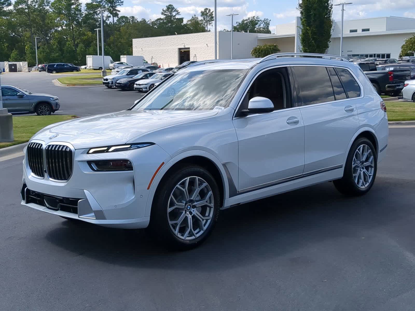 2025 BMW X7 xDrive40i 4