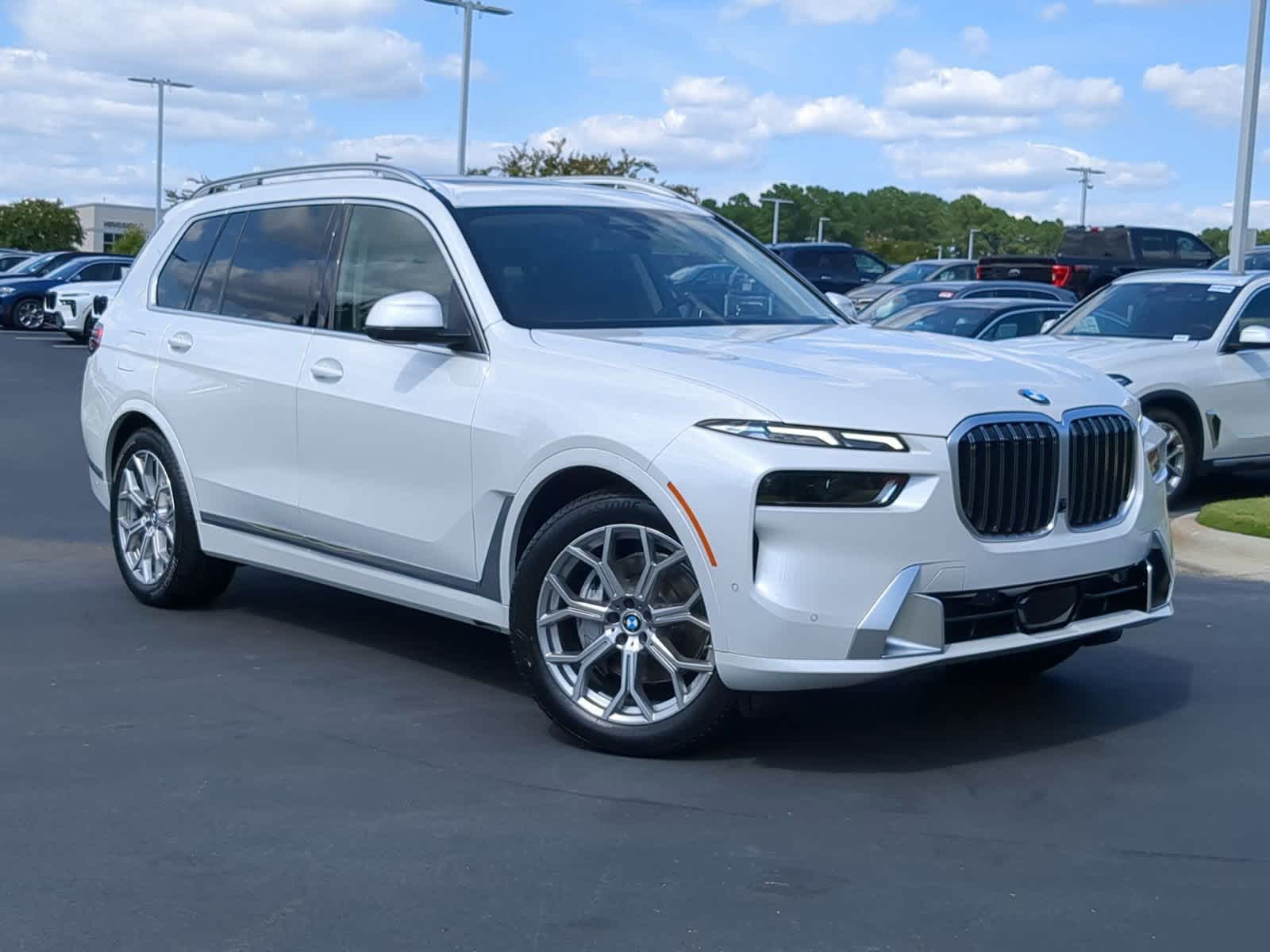 2025 BMW X7 xDrive40i 2