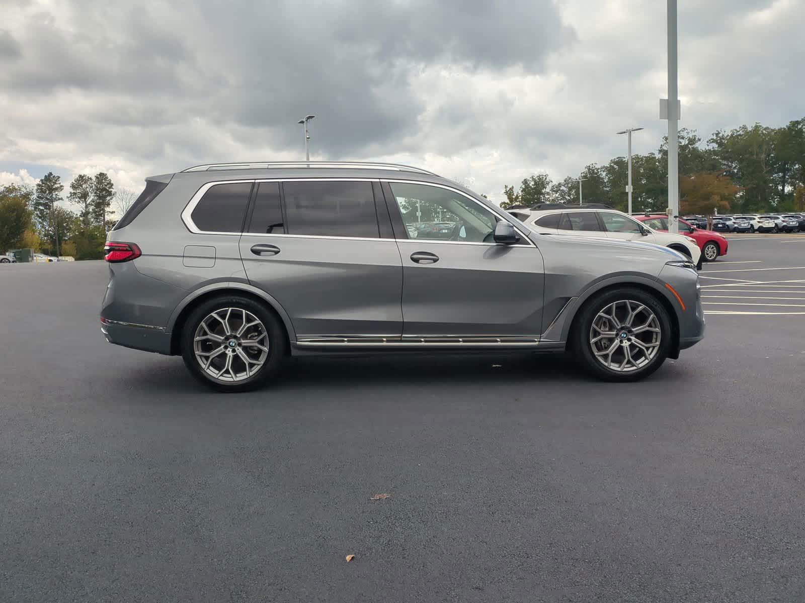 2024 BMW X7 xDrive40i 11