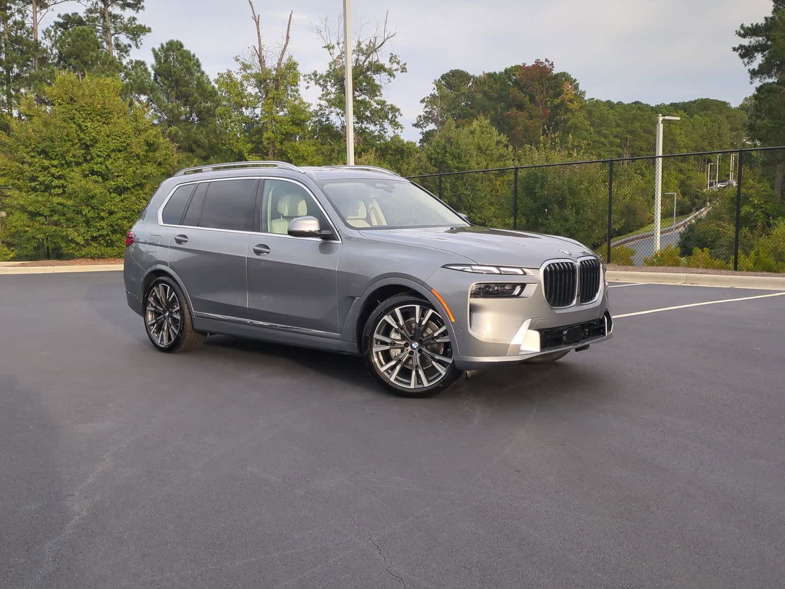 2025 BMW X7 xDrive40i 2