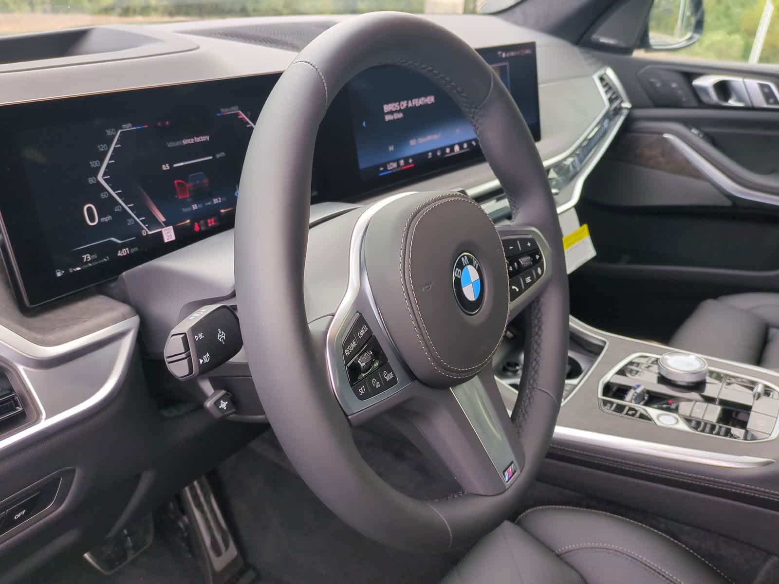 2025 BMW X7 xDrive40i 18