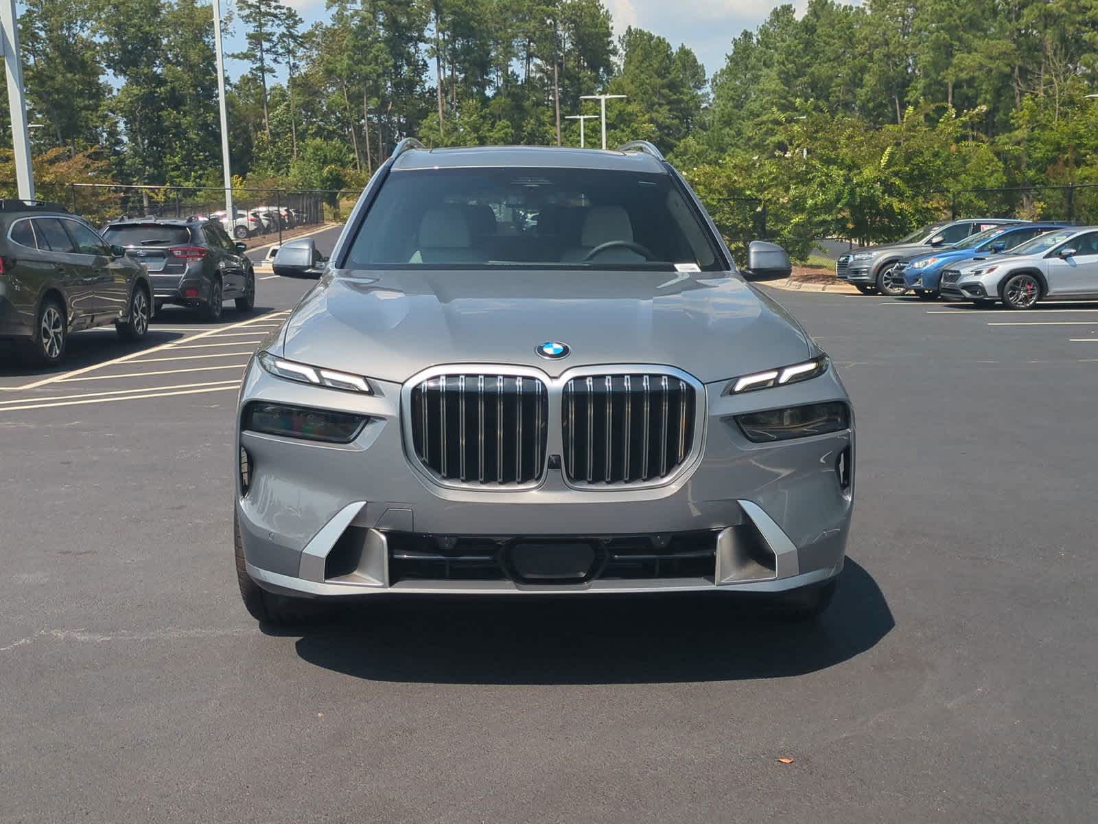 2025 BMW X7 xDrive40i 3