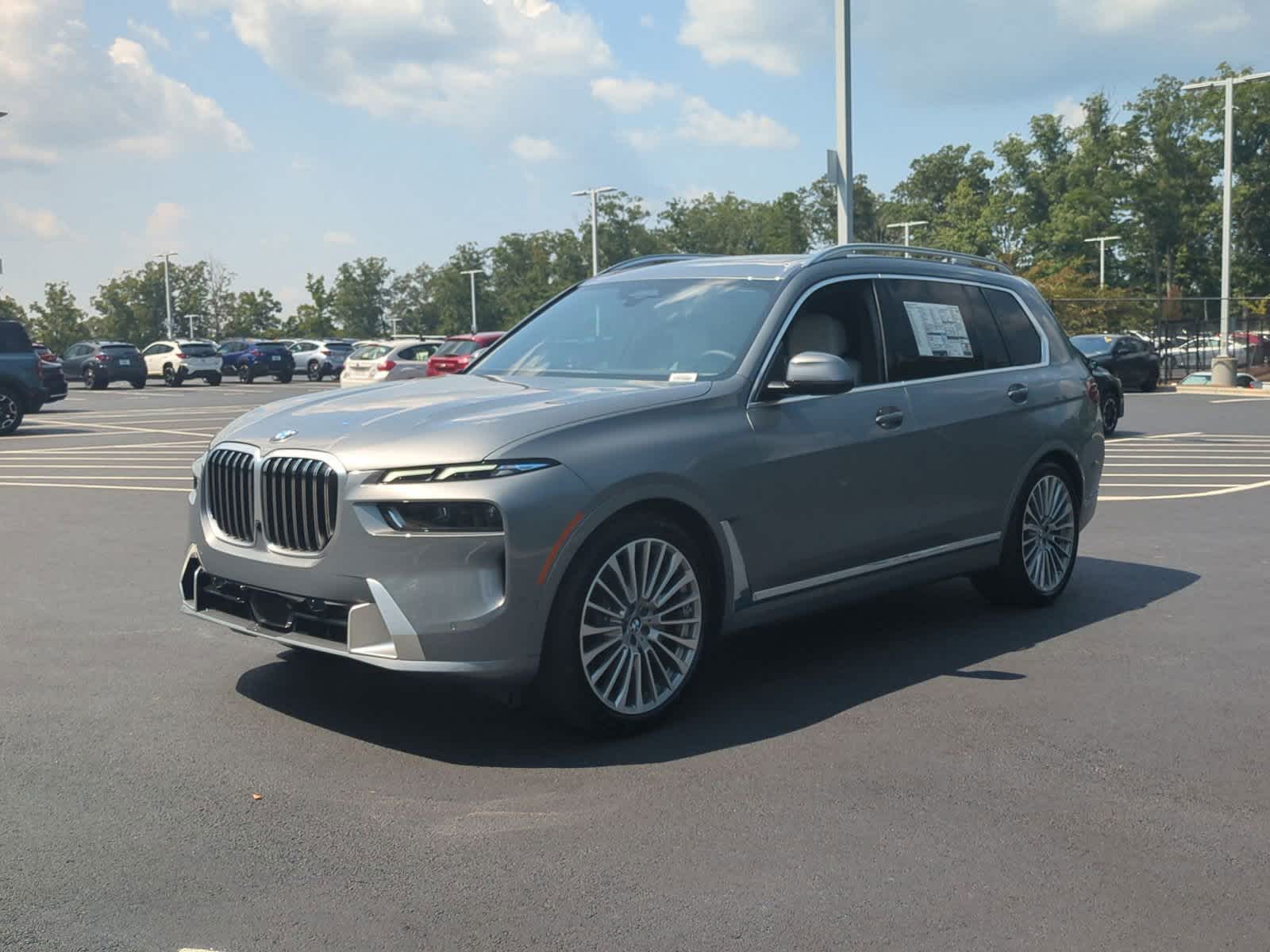 2025 BMW X7 xDrive40i 4