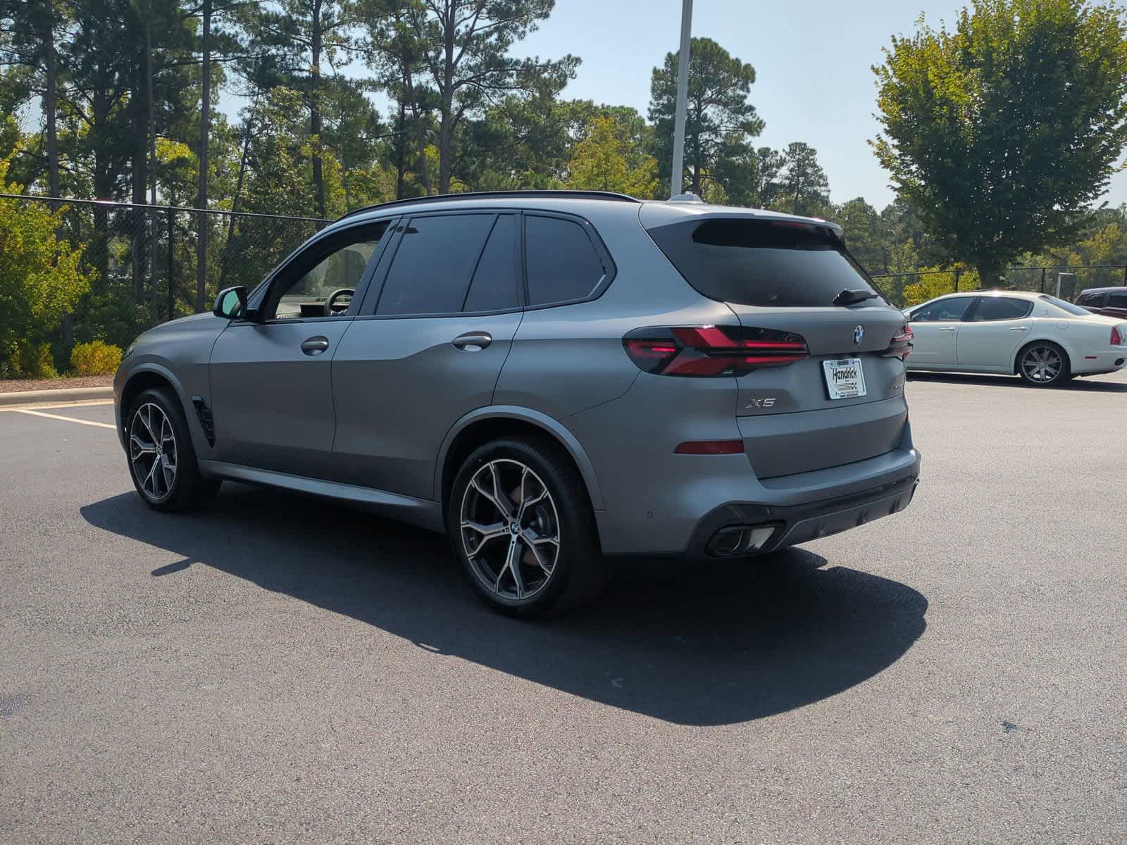 2025 BMW X5 xDrive40i 8