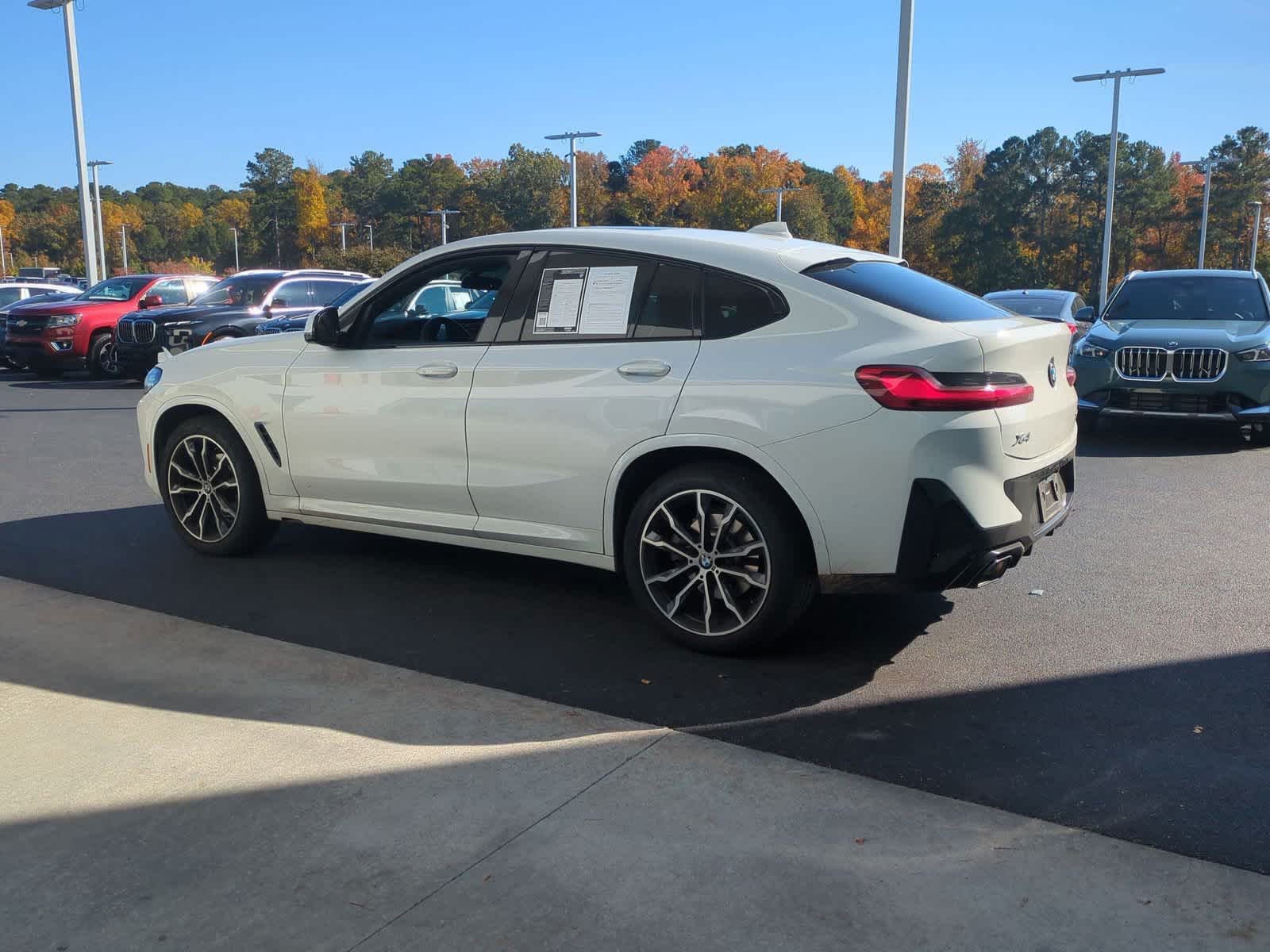 2022 BMW X4 xDrive30i 8