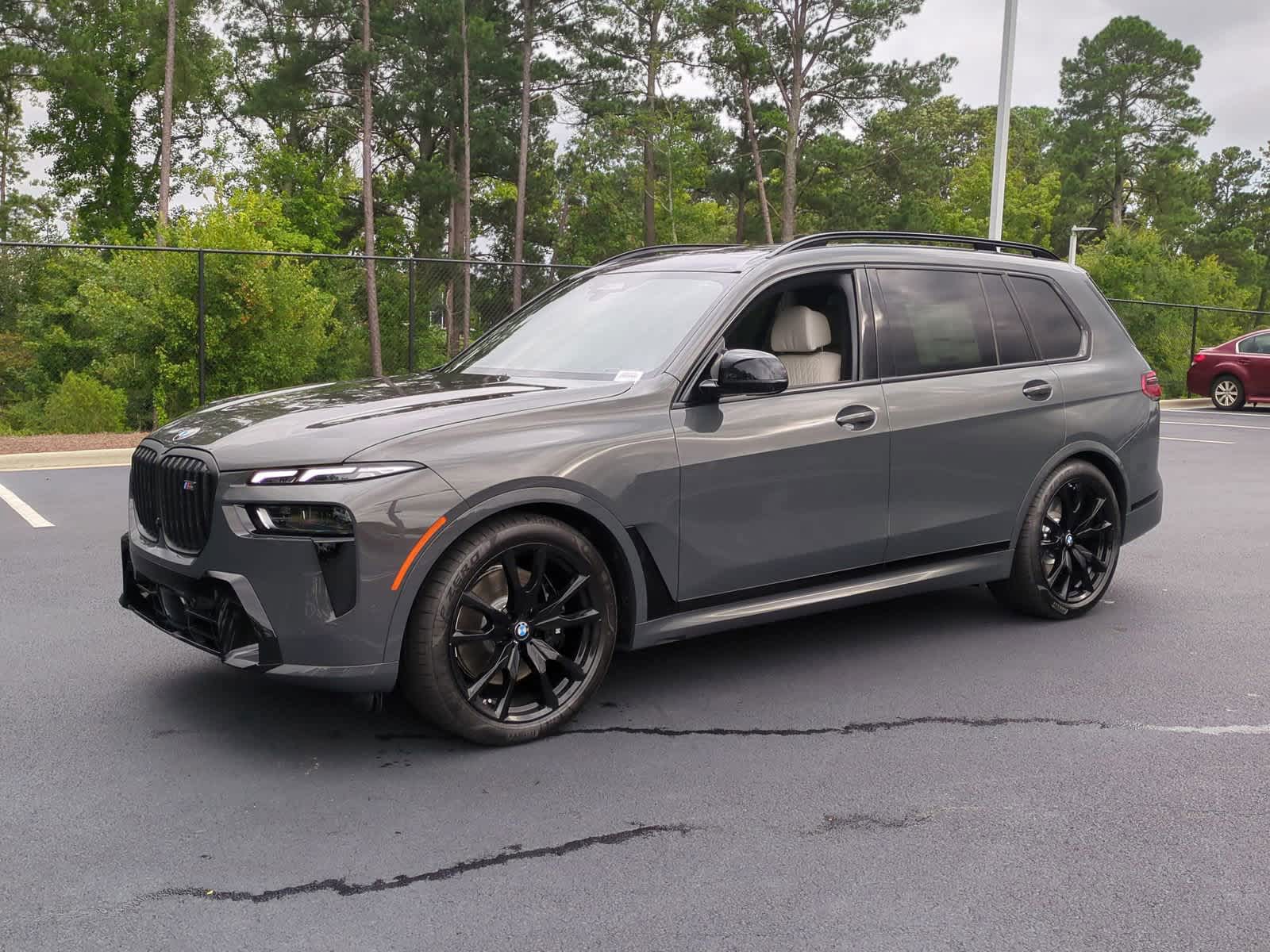 2025 BMW X7 M60i 4