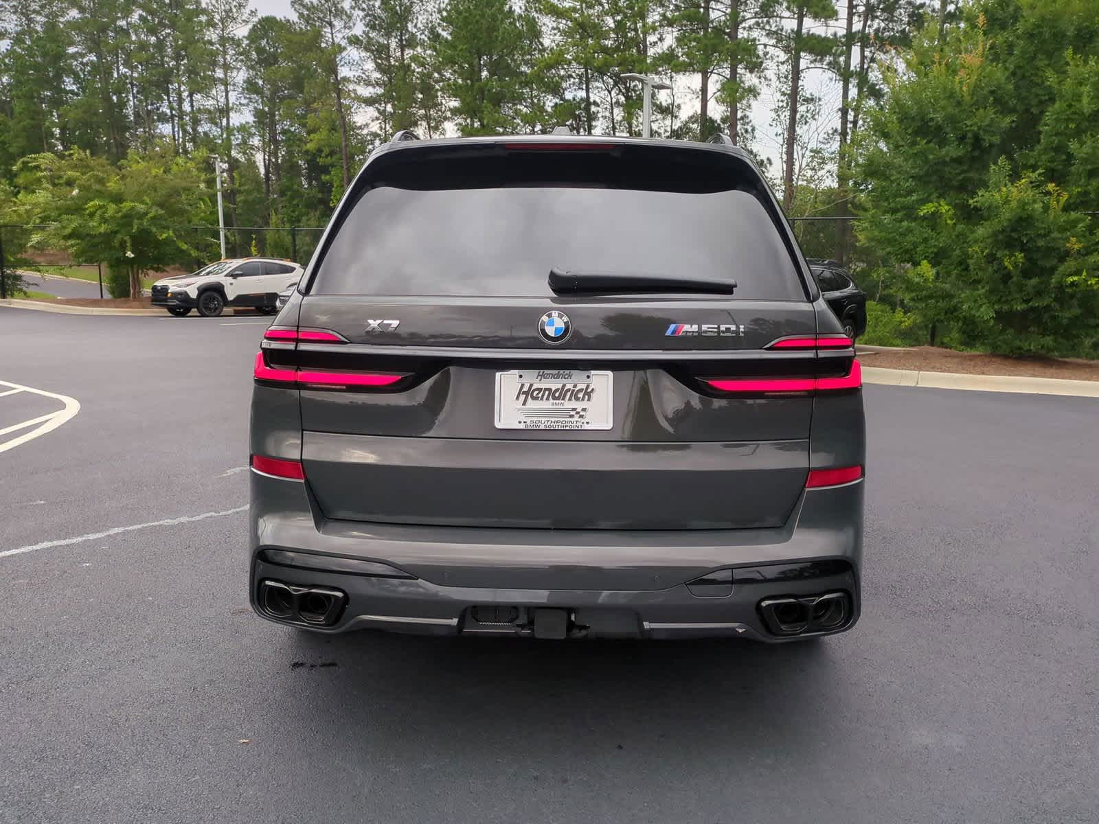 2025 BMW X7 M60i 9