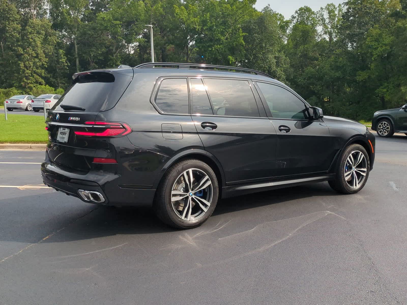 2025 BMW X7 M60i 10