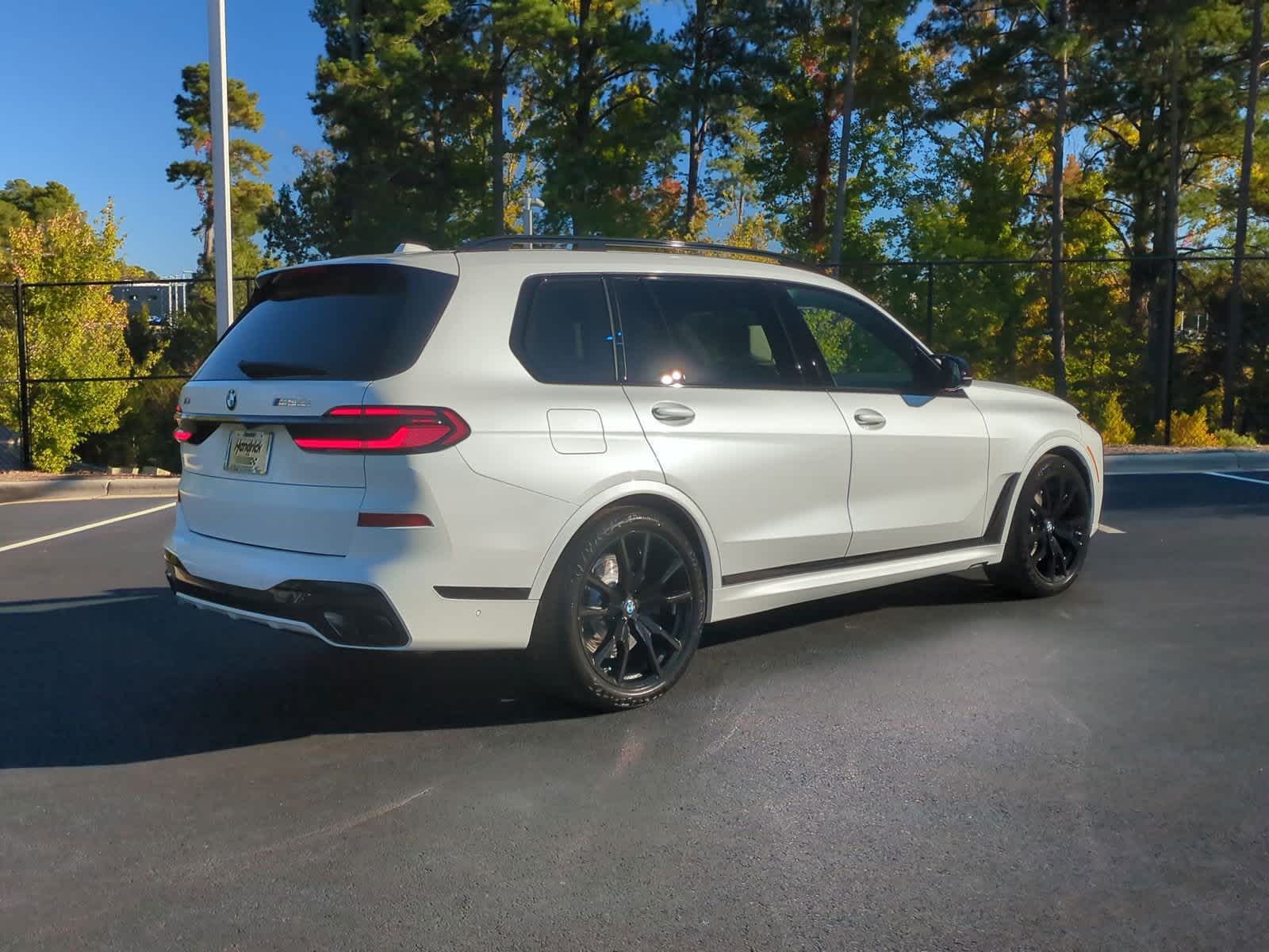 2025 BMW X7 M60i 10