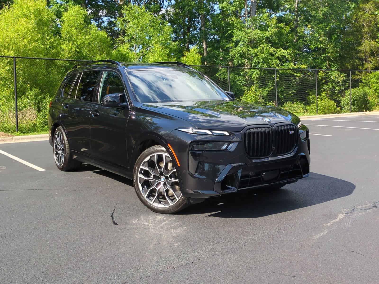 2025 BMW X7 M60i 2